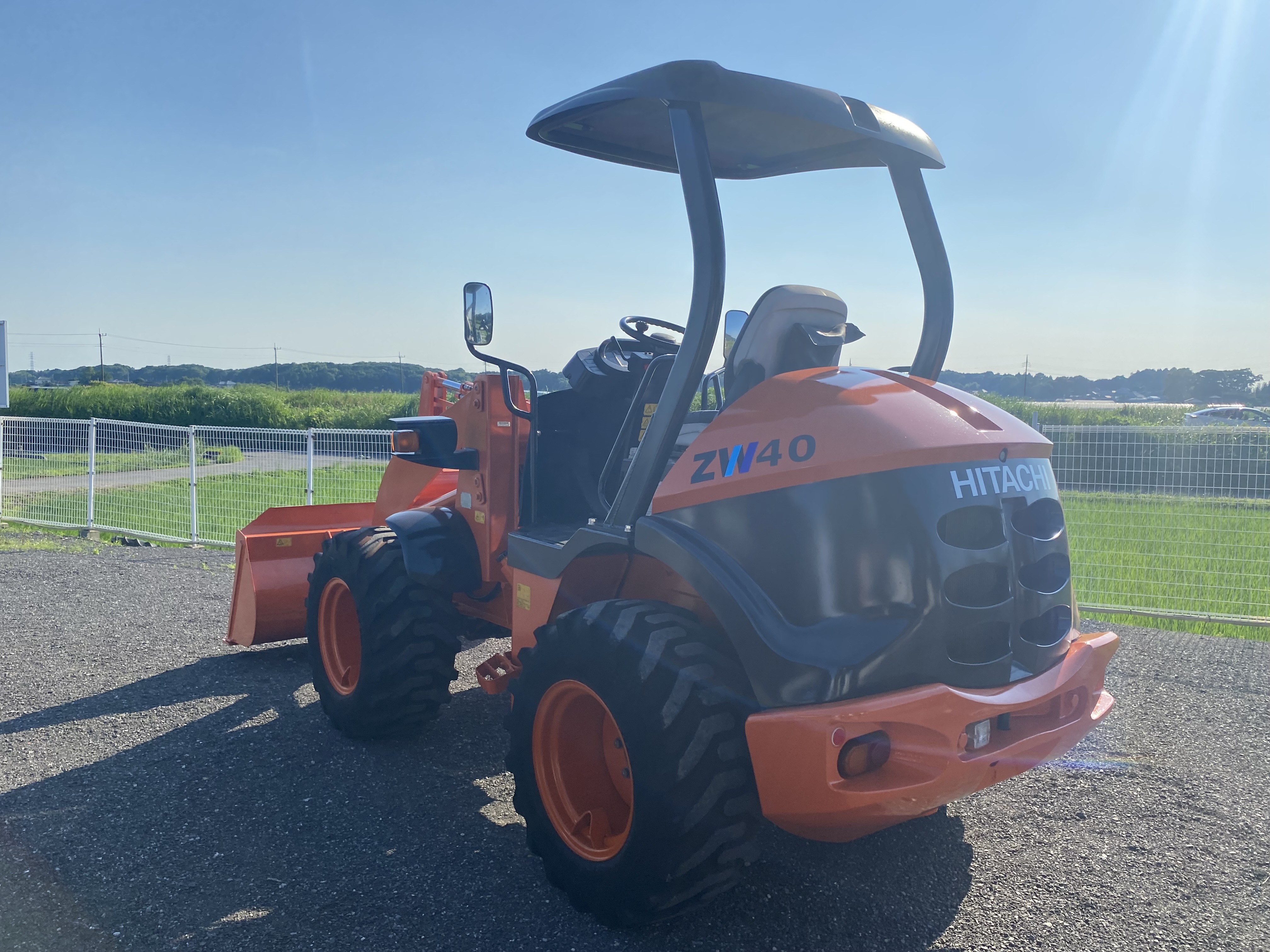 日立 中古その他 ホイールローダー　ZW40の商品画像4