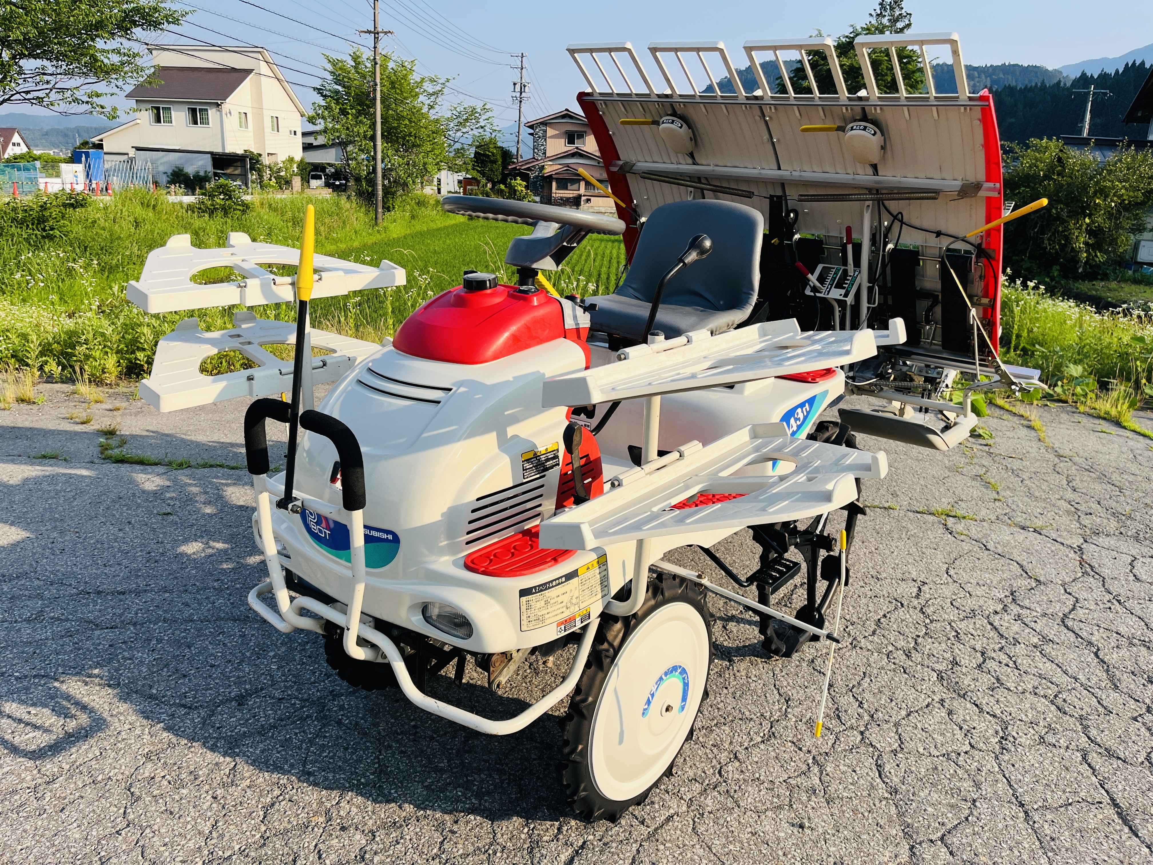 三菱マヒンドラ農機 中古田植機 MPR43Hの商品画像1