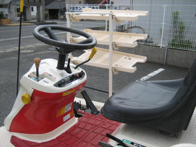ヤンマー 中古田植機 RJ5 U-ZFの商品画像6