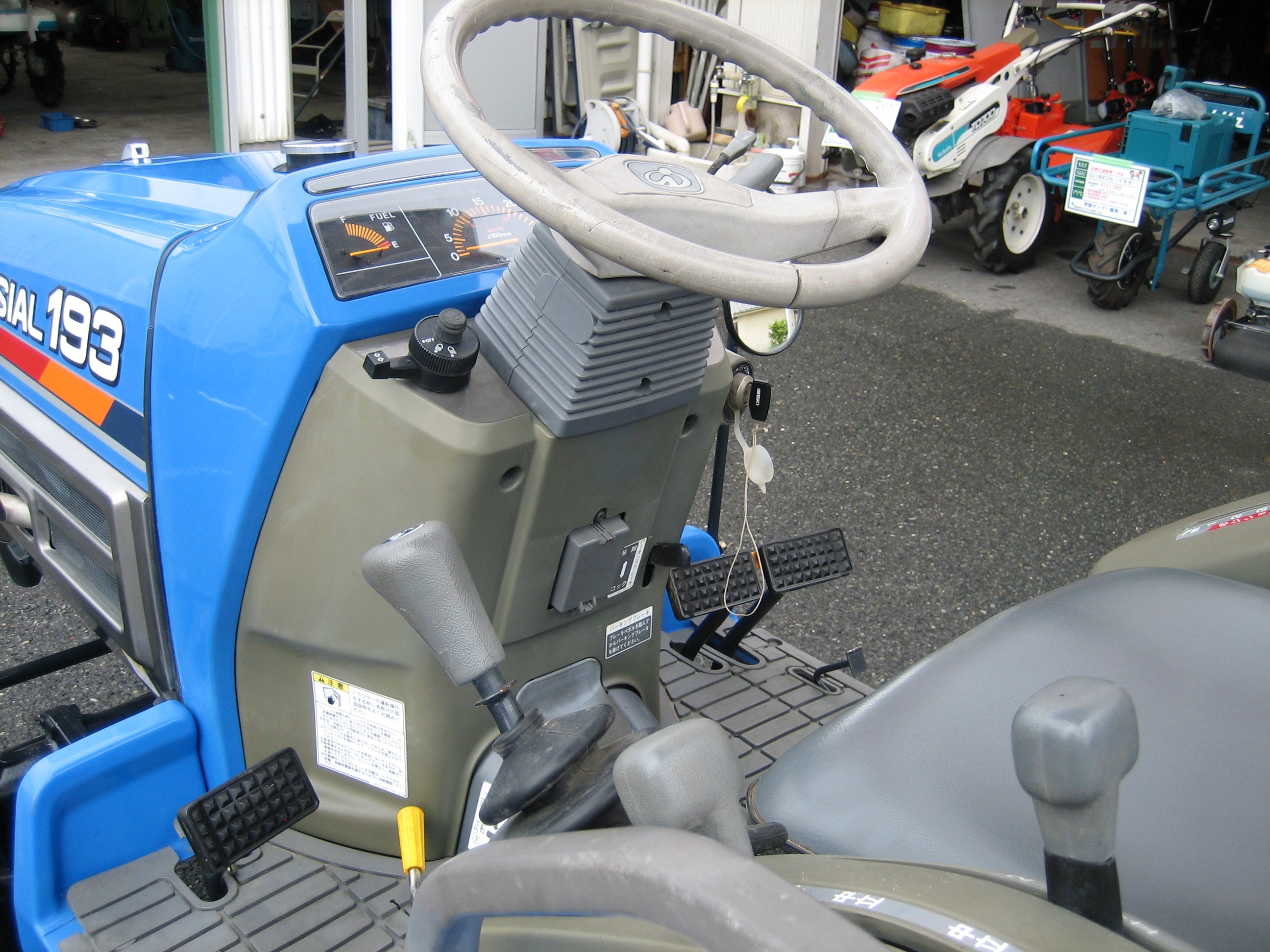 イセキ 中古トラクター TF193F-UWXの商品画像9