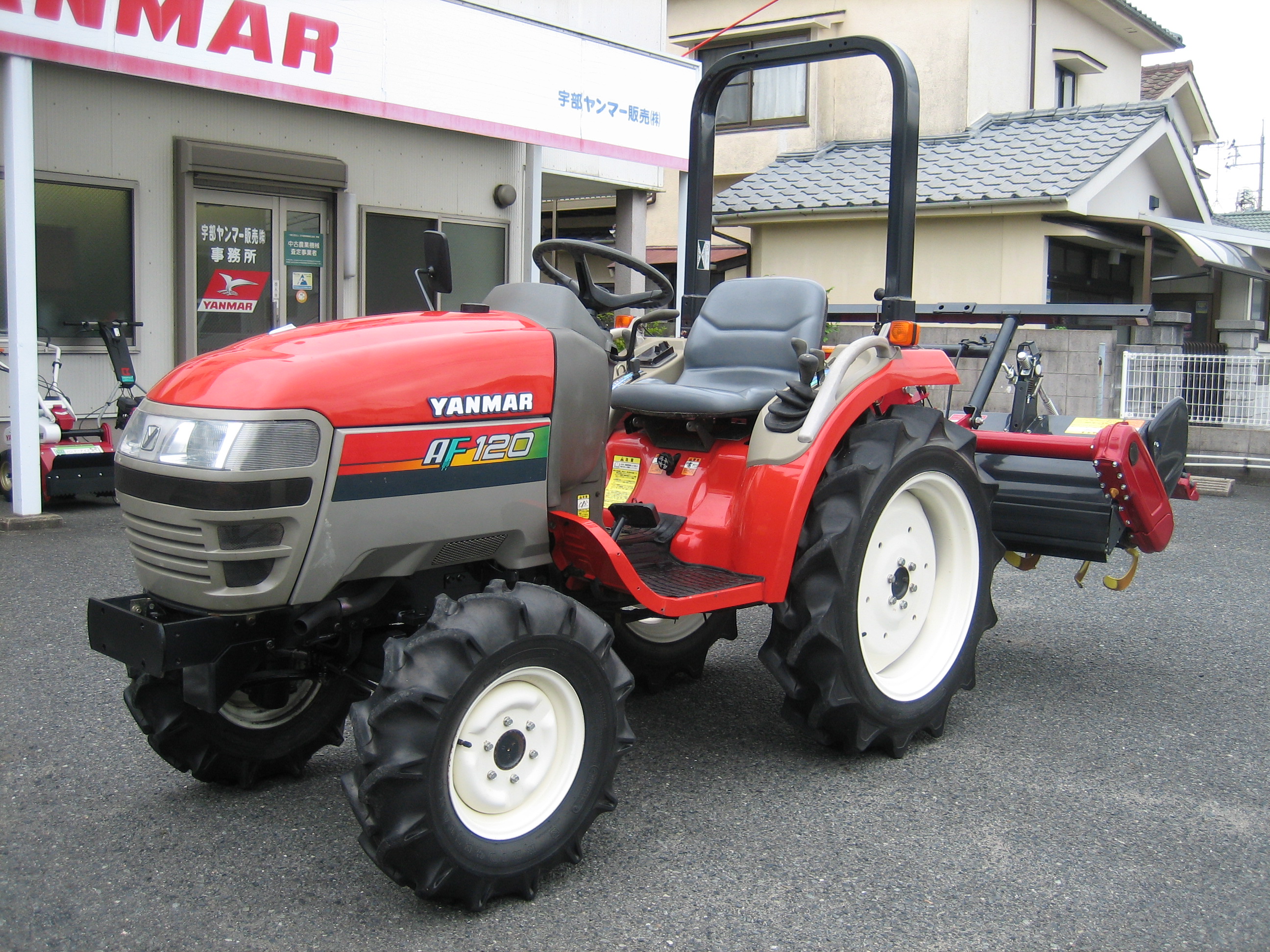 ヤンマー 中古トラクター AF120VPUS4Mの商品画像2