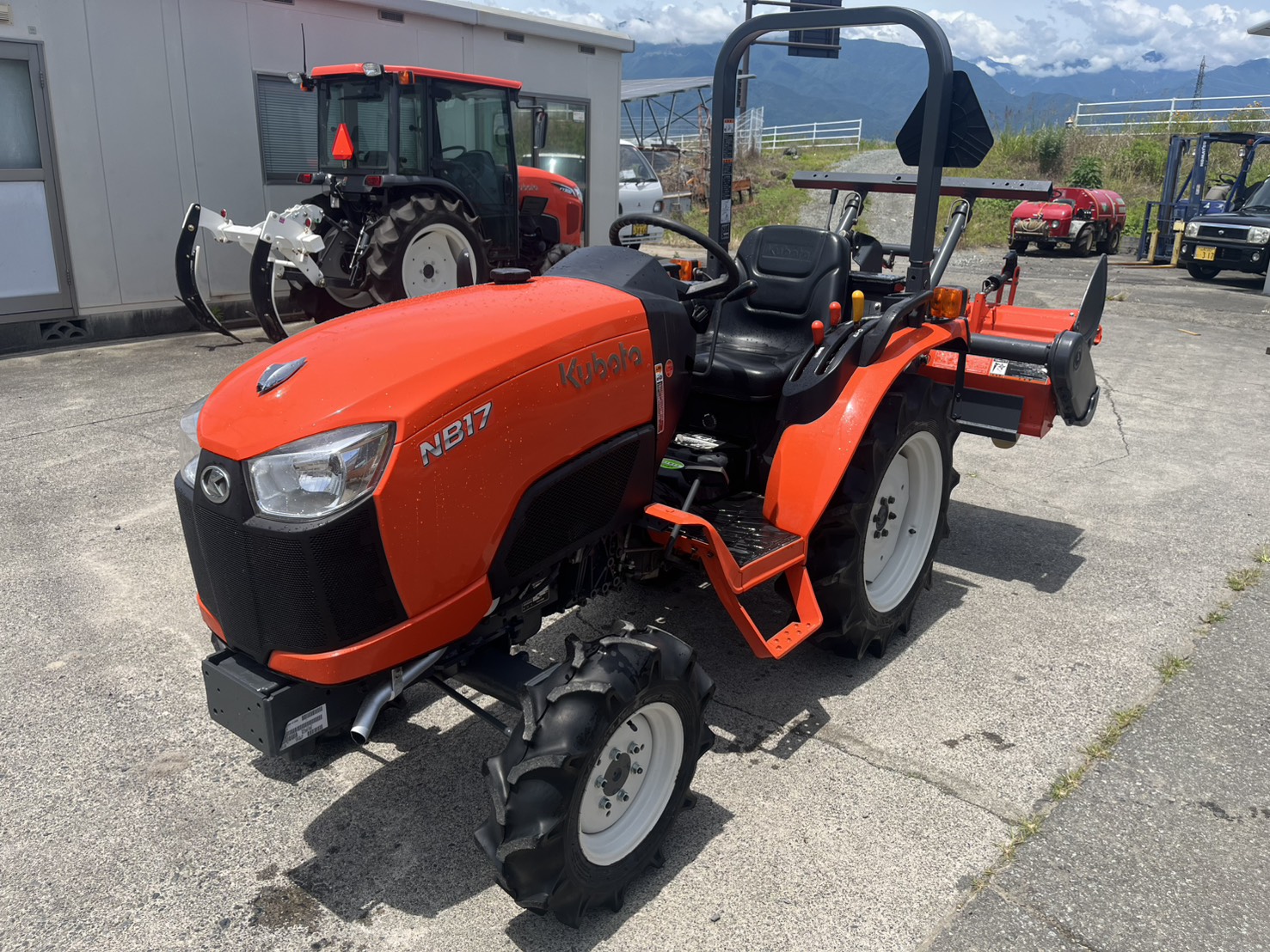クボタ 中古トラクター NB17MA