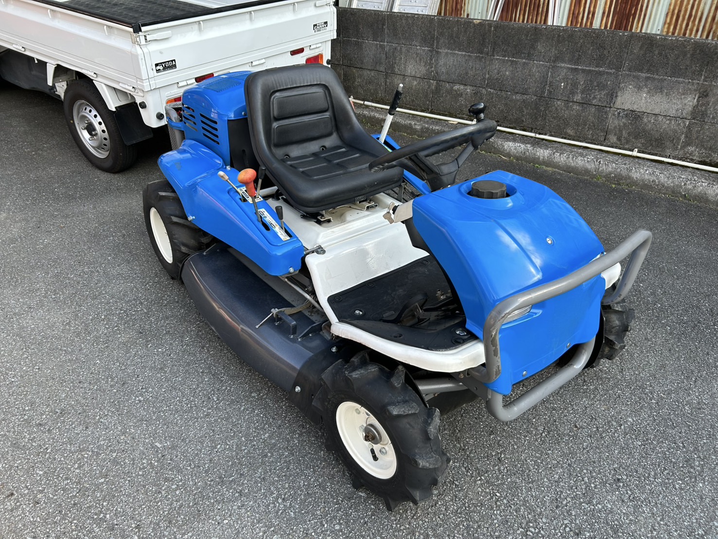 イセキアグリ 中古草刈機 ARM98の商品画像1