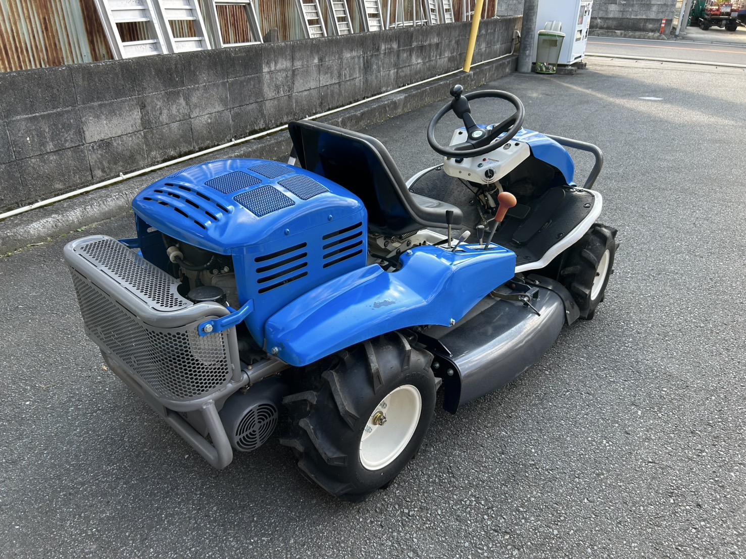 イセキアグリ 中古草刈機 ARM98の商品画像2