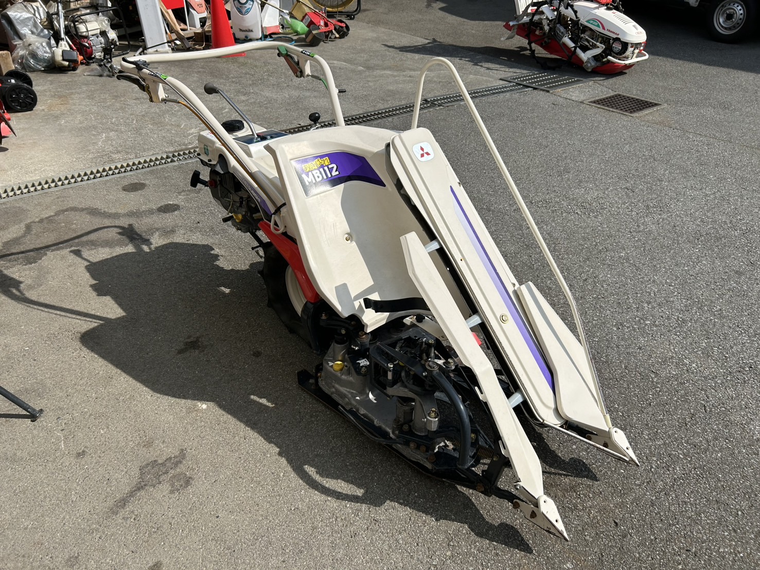 ミツビシ 中古バインダー MB112の商品画像1