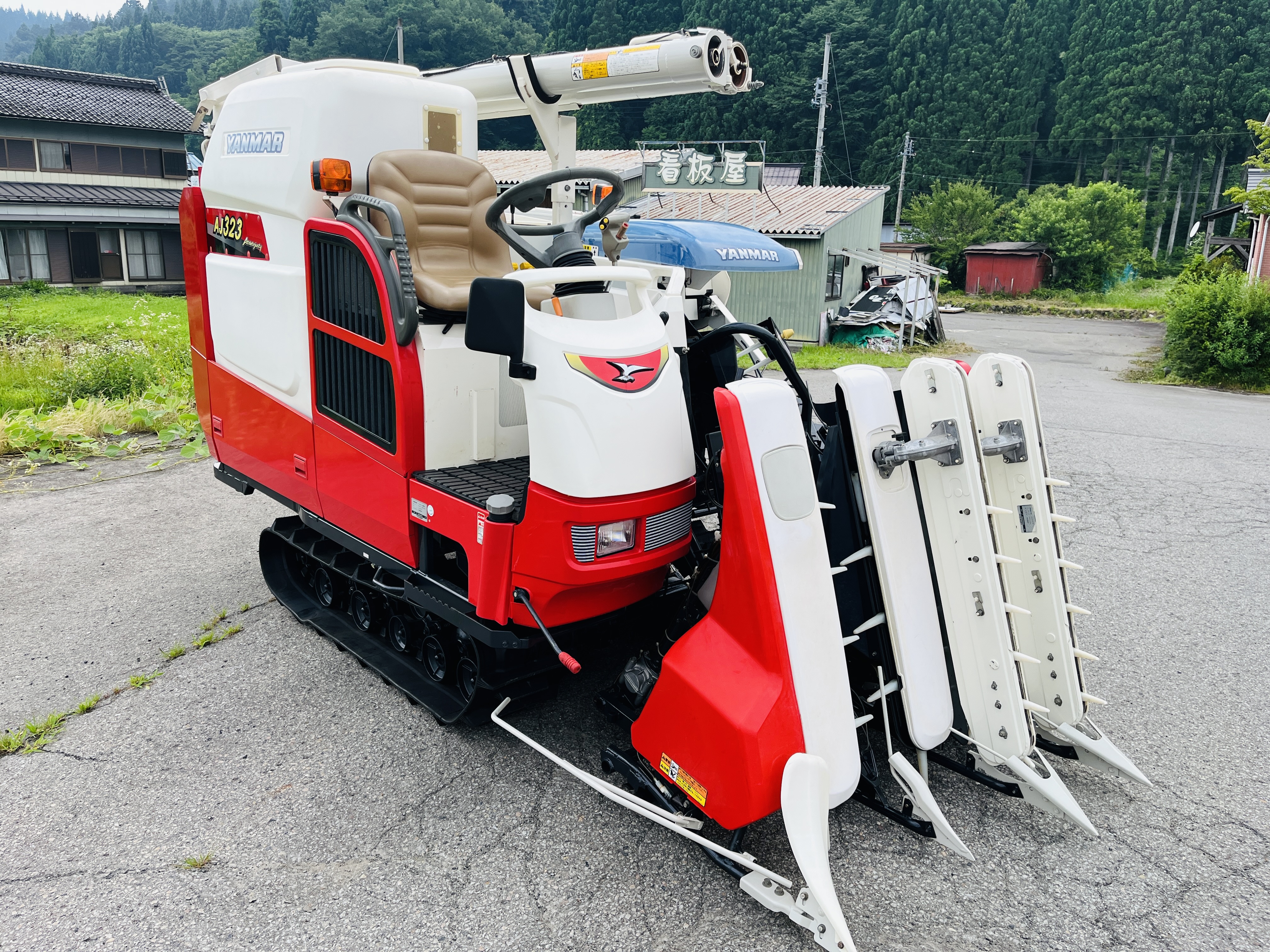 ヤンマー 中古コンバイン AJ323の商品画像2