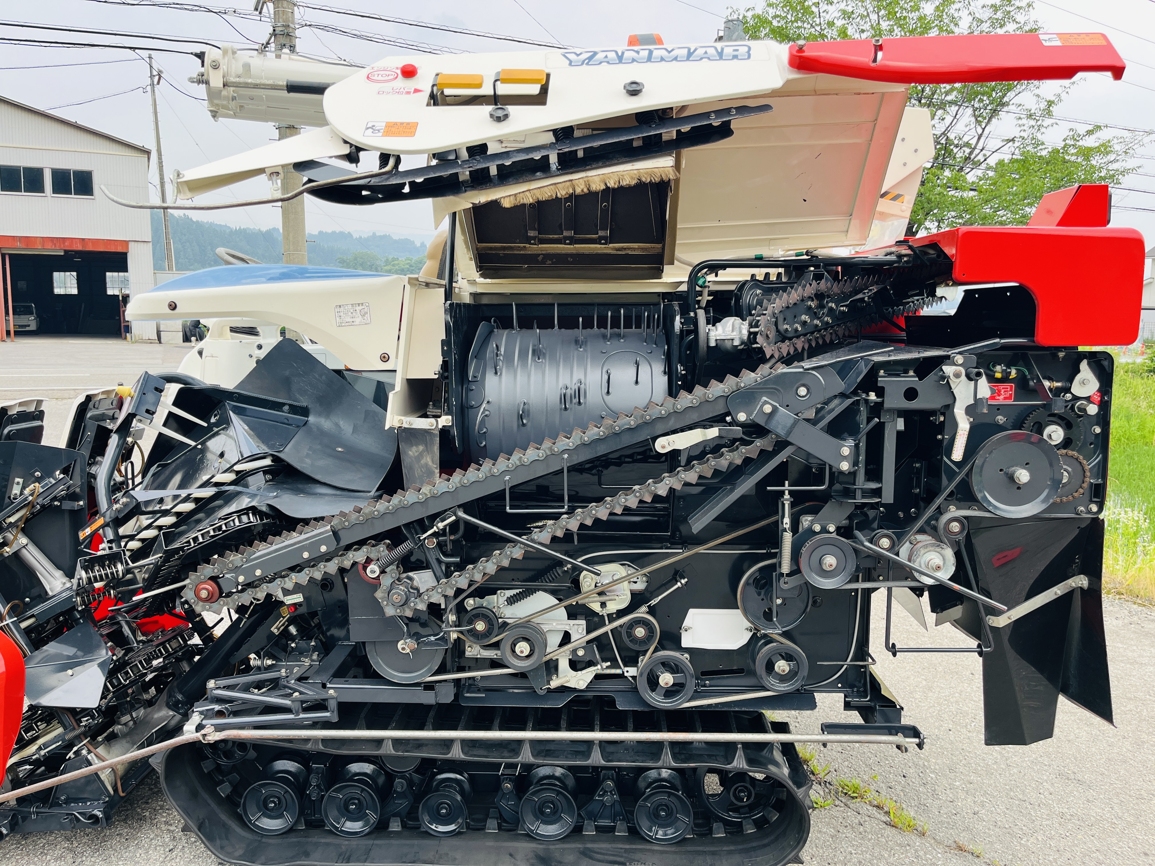 ヤンマー 中古コンバイン AJ323の商品画像7