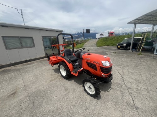 クボタ 中古トラクター JB13BSの商品画像1