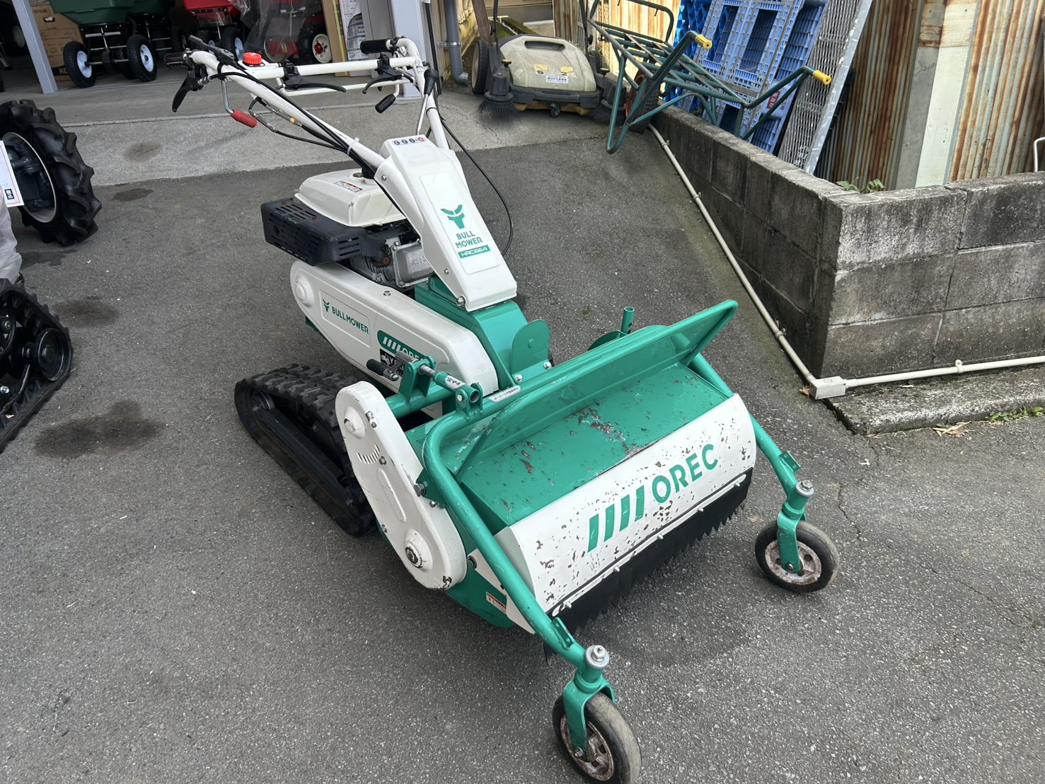オーレック 中古草刈機 HRC664の商品画像1