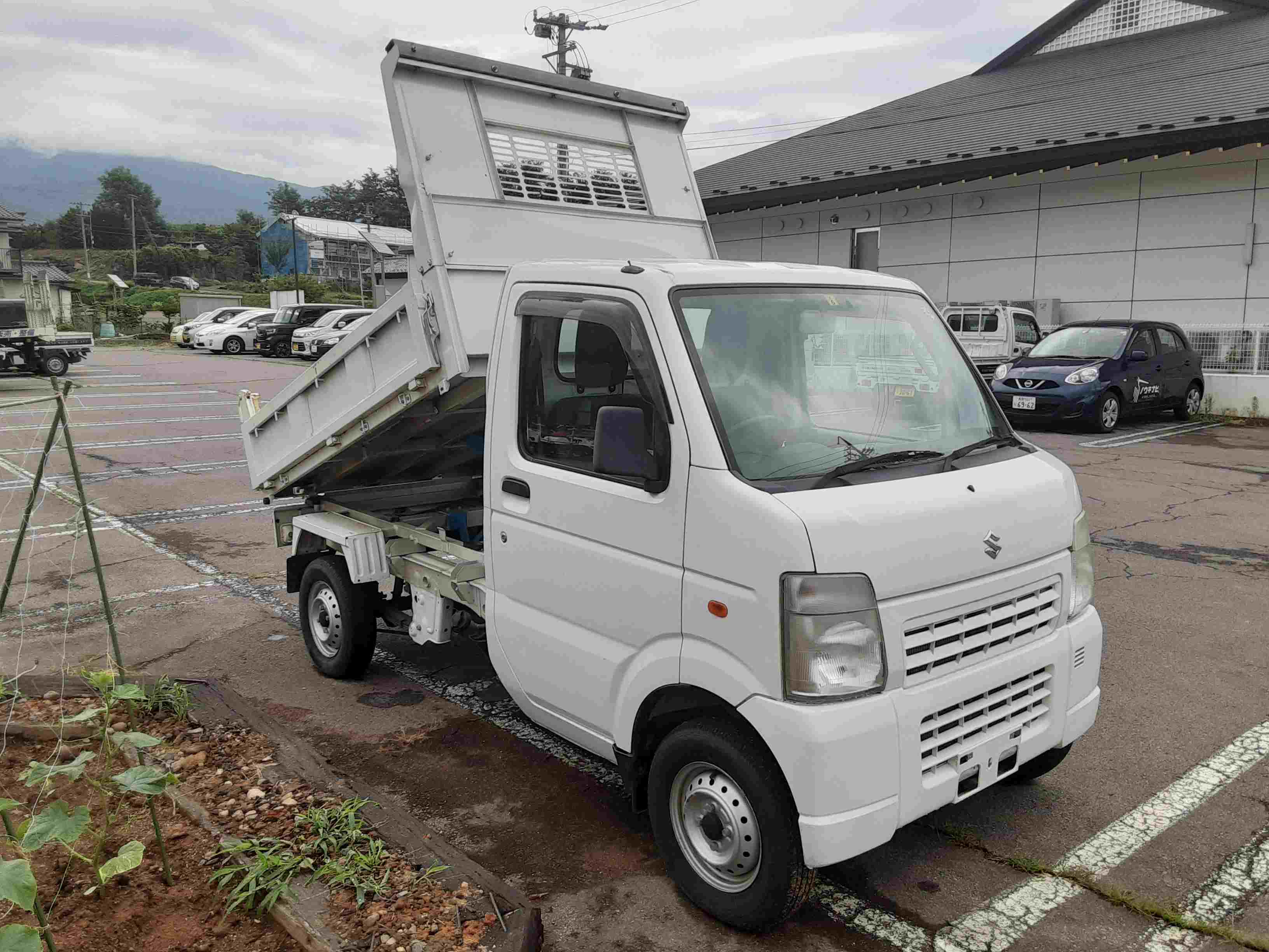 その他 中古その他 スズキ　キャリィ　頑丈ダンプの商品画像1
