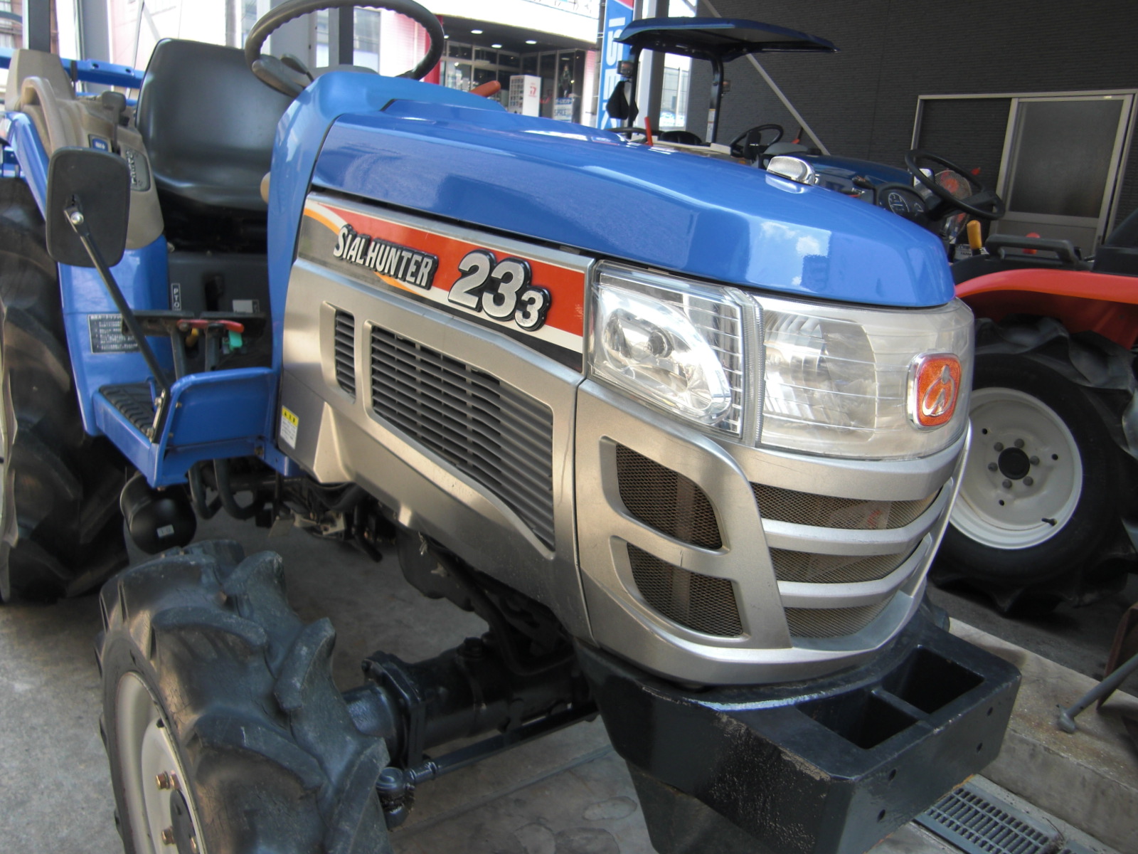 イセキ 中古トラクター TH233-BA4VD