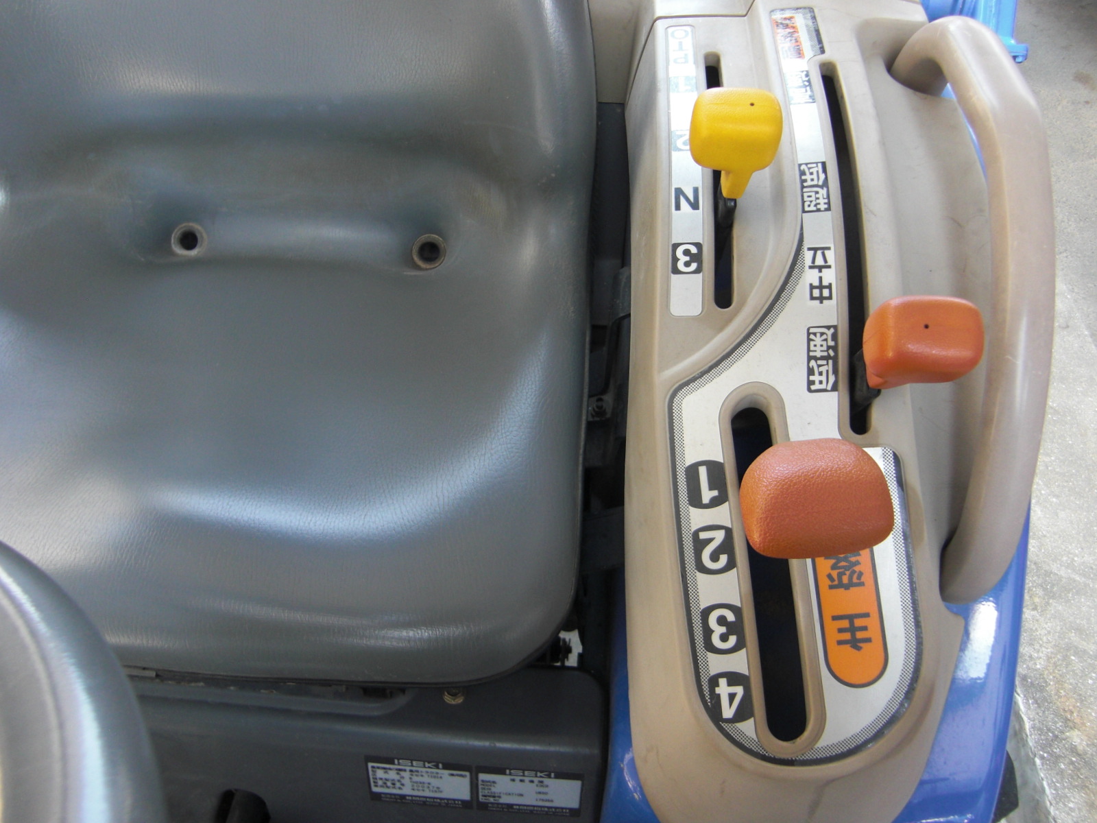 イセキ 中古トラクター TH233-BA4VDの商品画像4