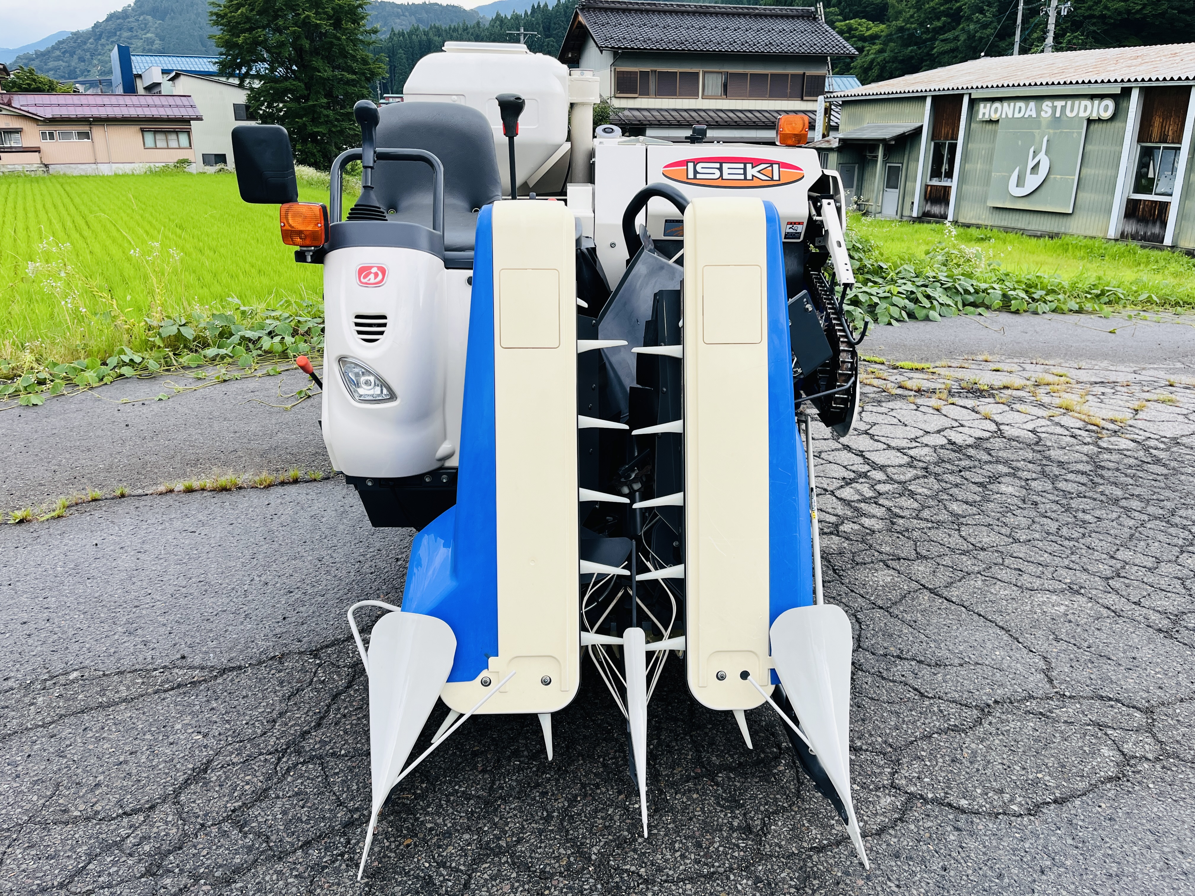 イセキ 中古コンバイン HN211KWCの商品画像3