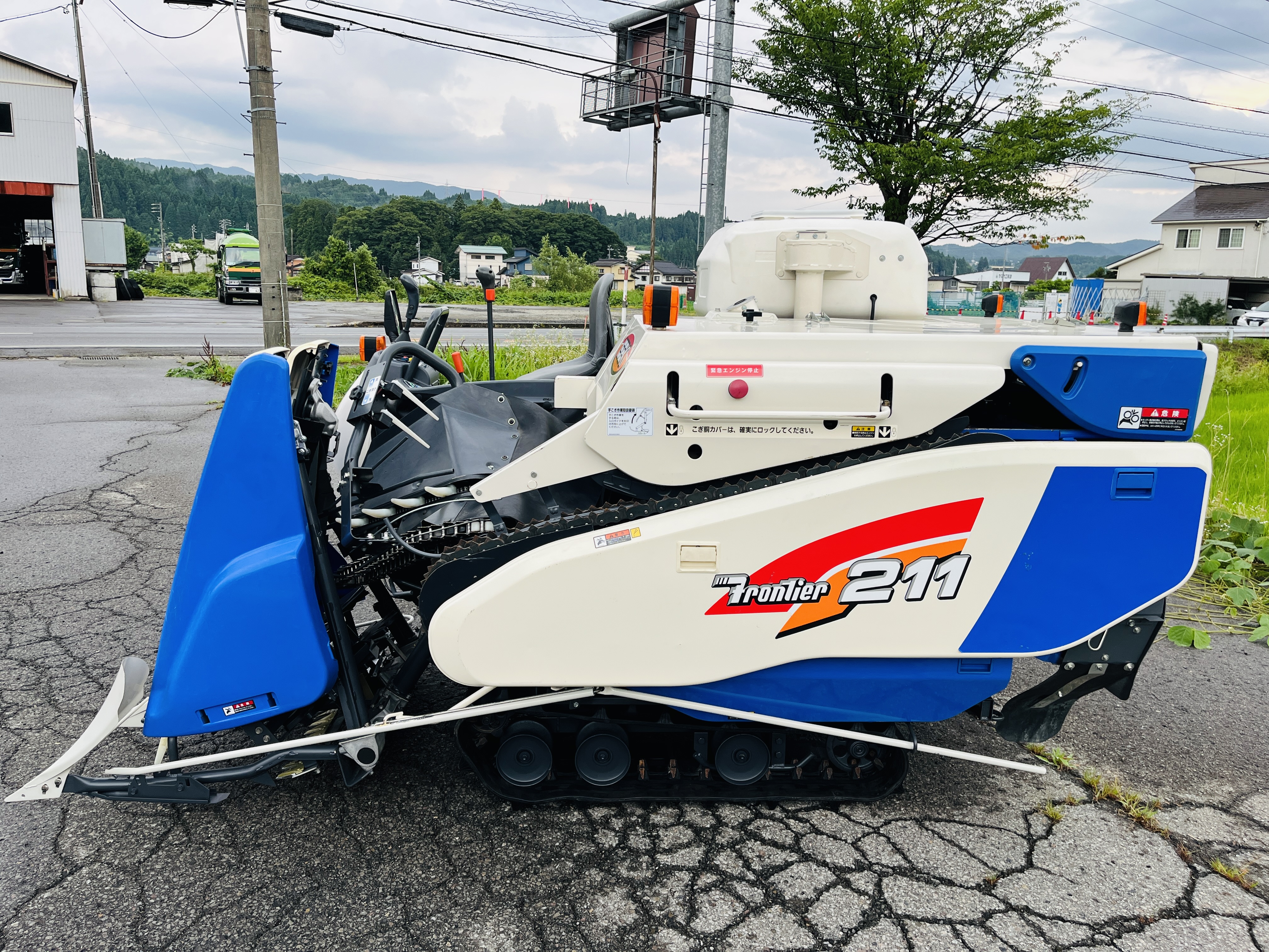 イセキ 中古コンバイン HN211KWCの商品画像6