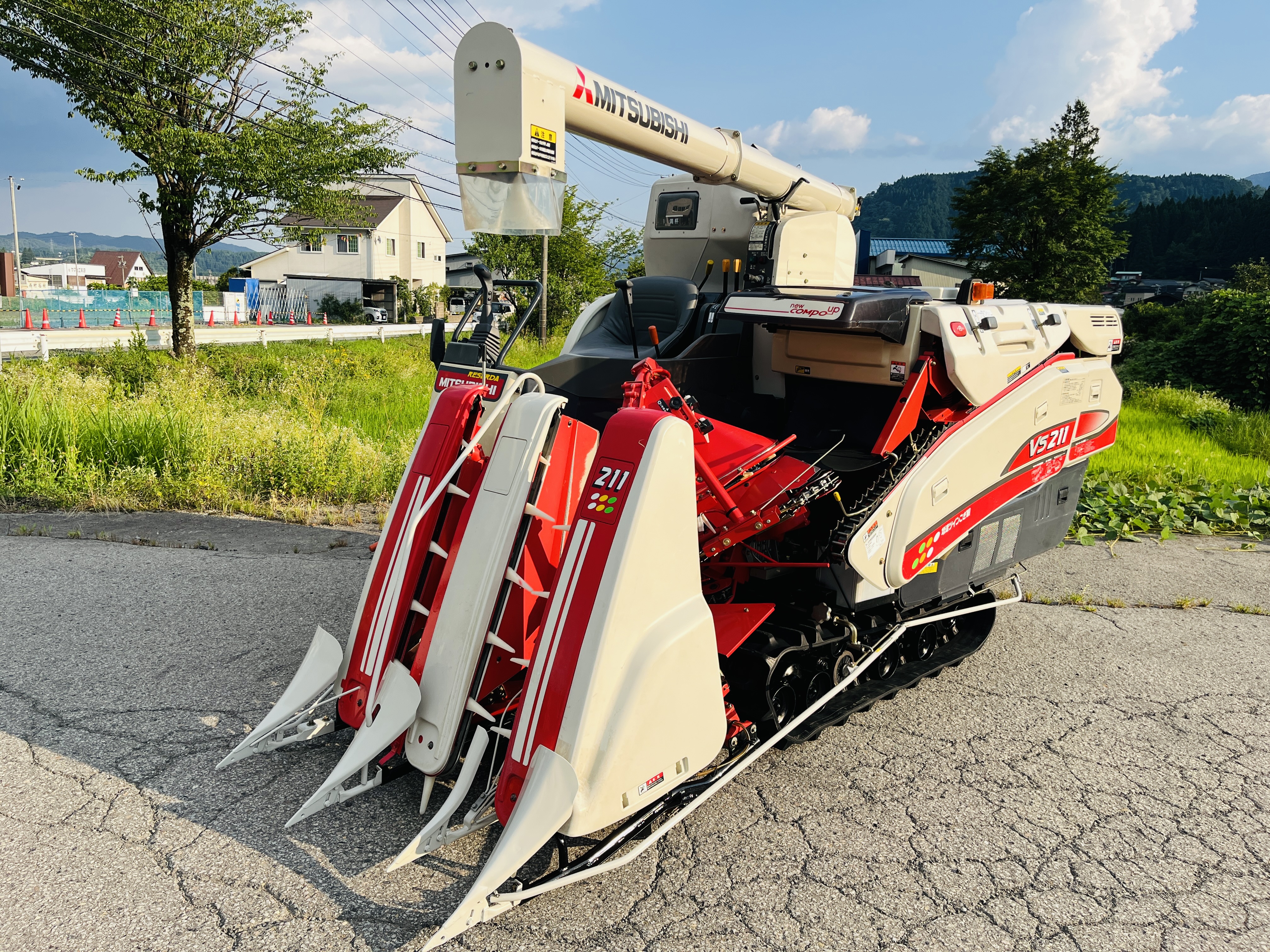 三菱マヒンドラ農機 中古コンバイン VS211G