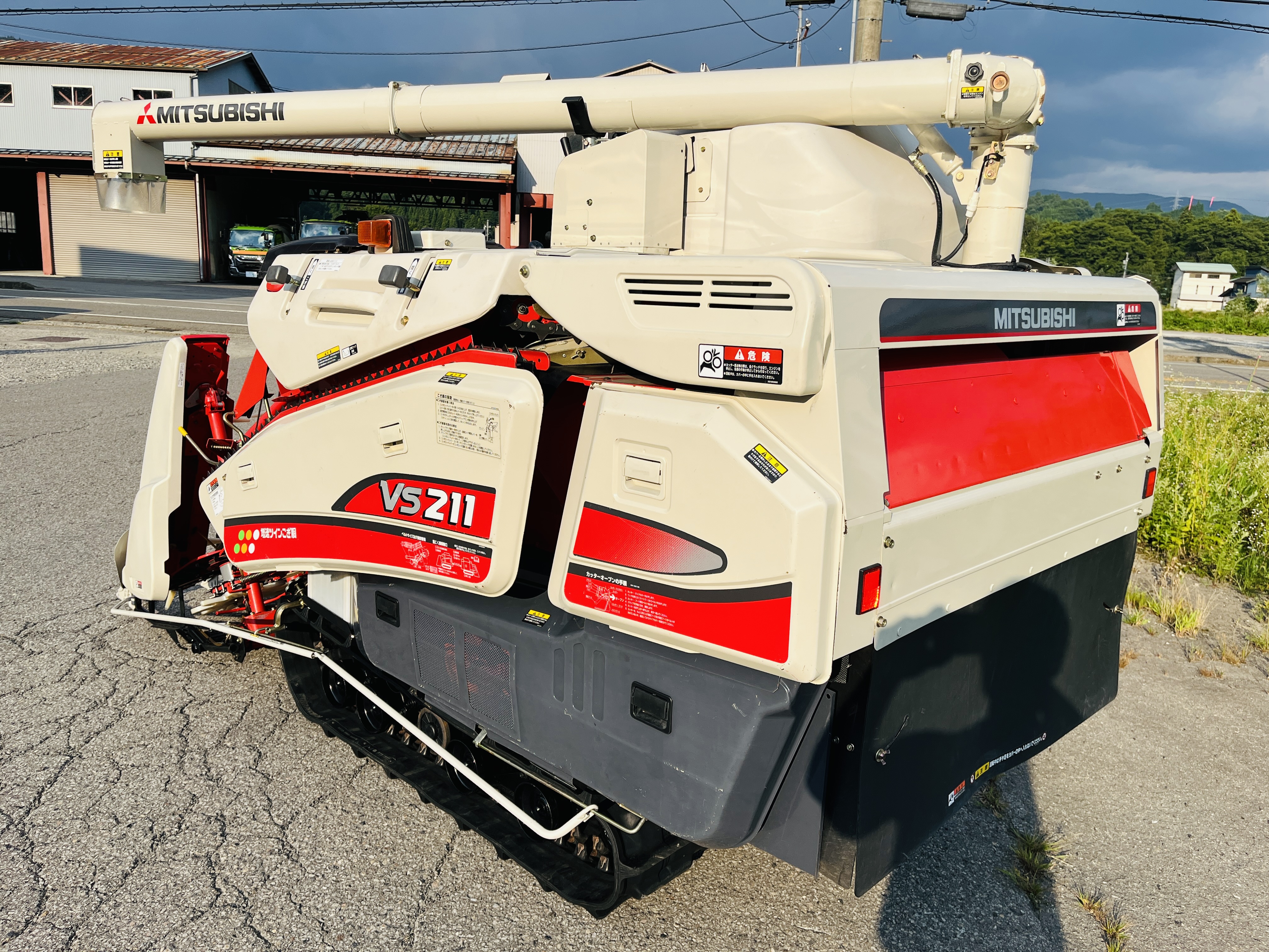 三菱マヒンドラ農機 中古コンバイン VS211Gの商品画像4