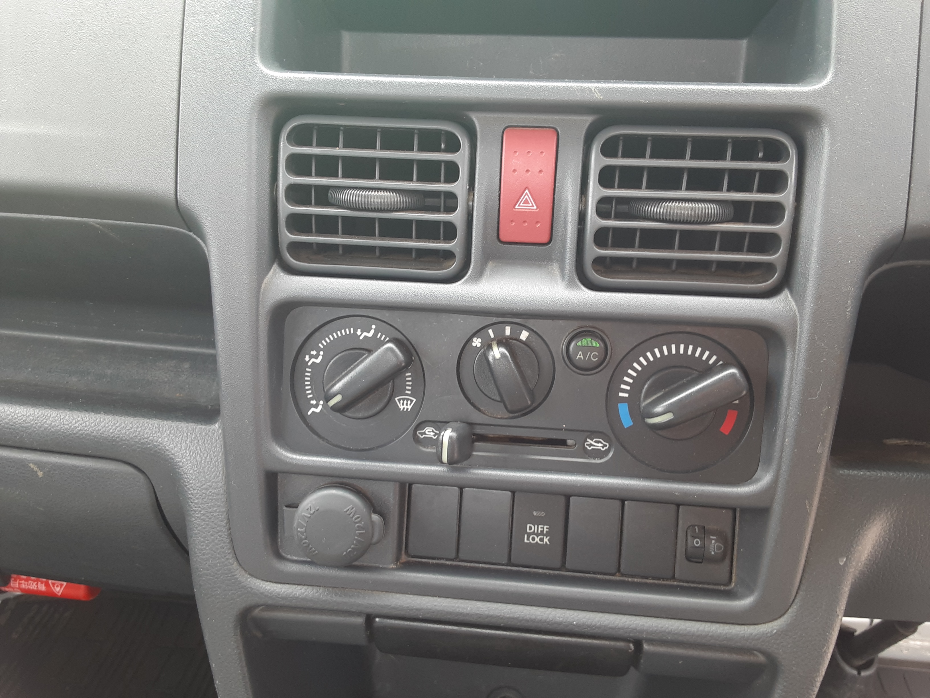 スズキ 中古車 キャリイトラック キンタロウダンプの商品画像5