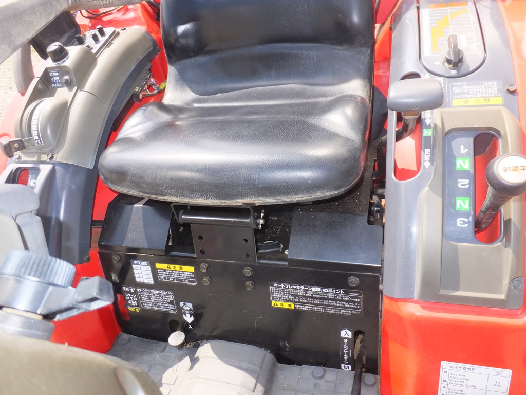 三菱マヒンドラ農機 中古トラクター MT161の商品画像6