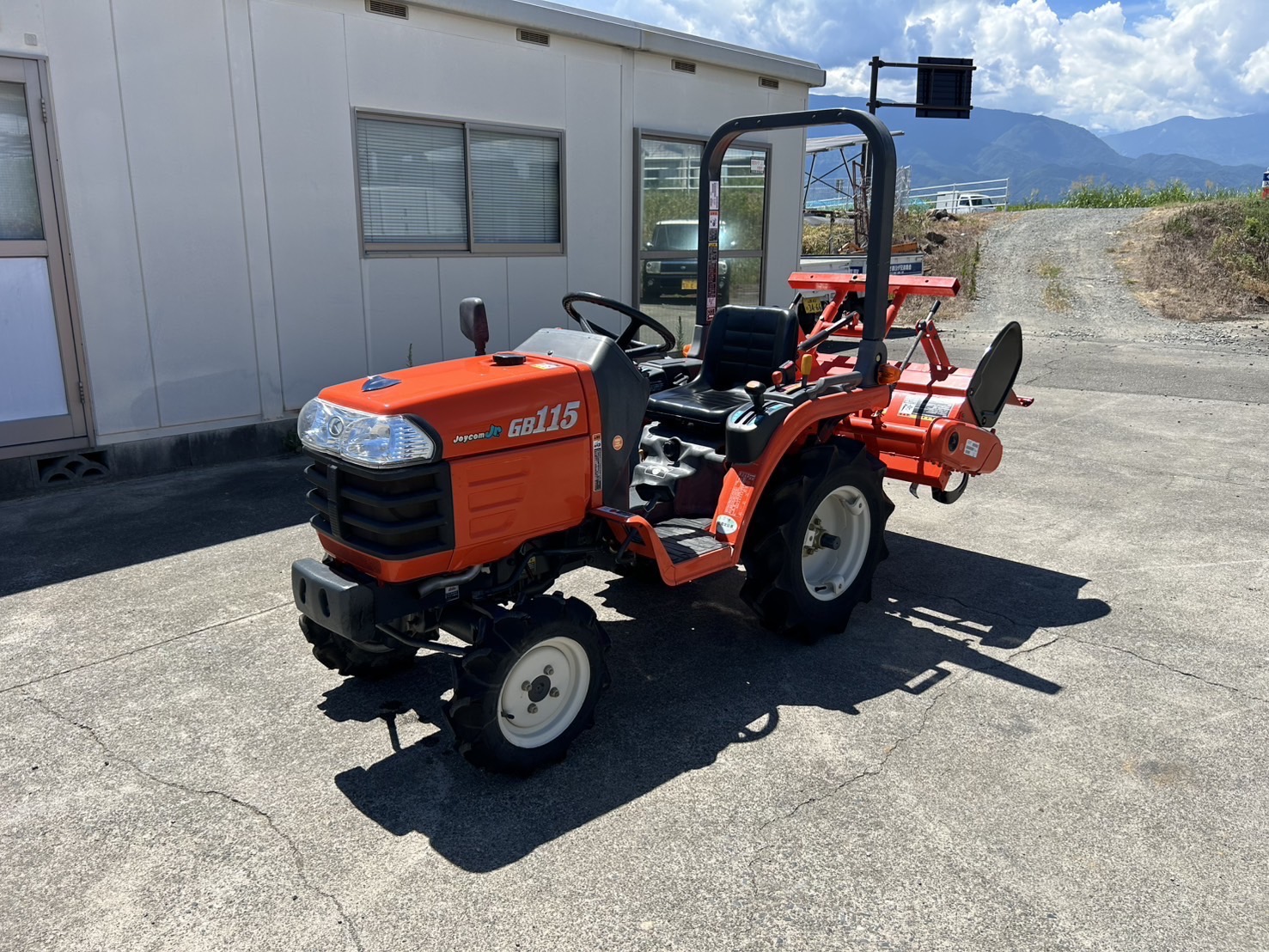 クボタ 中古トラクター GB115Aの商品画像1