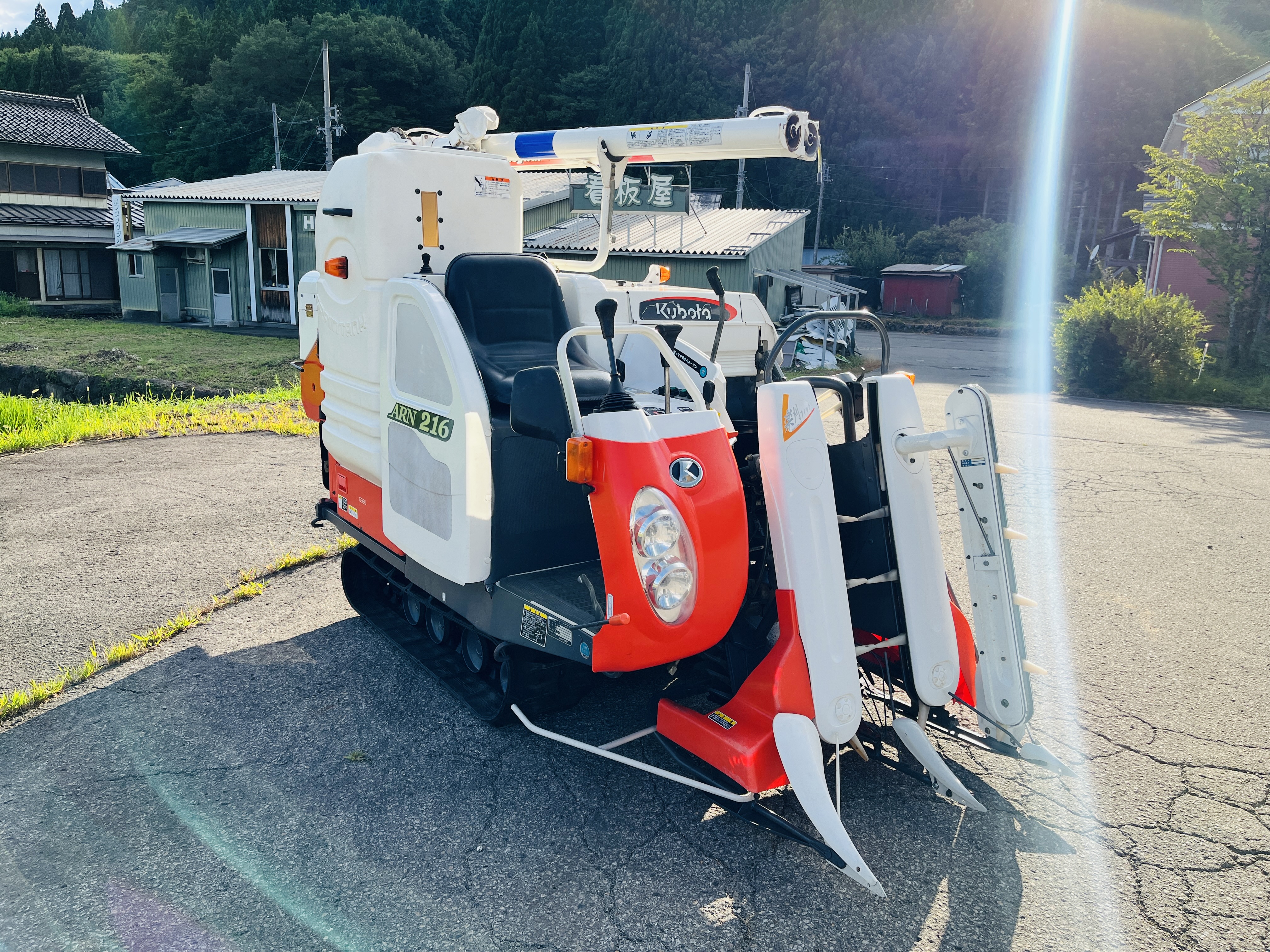 クボタ 中古コンバイン ARN216の商品画像2