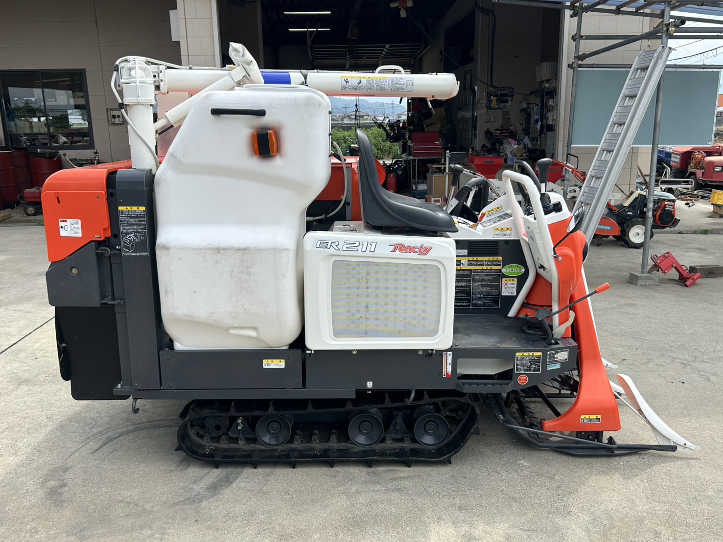 クボタ 中古コンバイン ER211GWの商品画像2