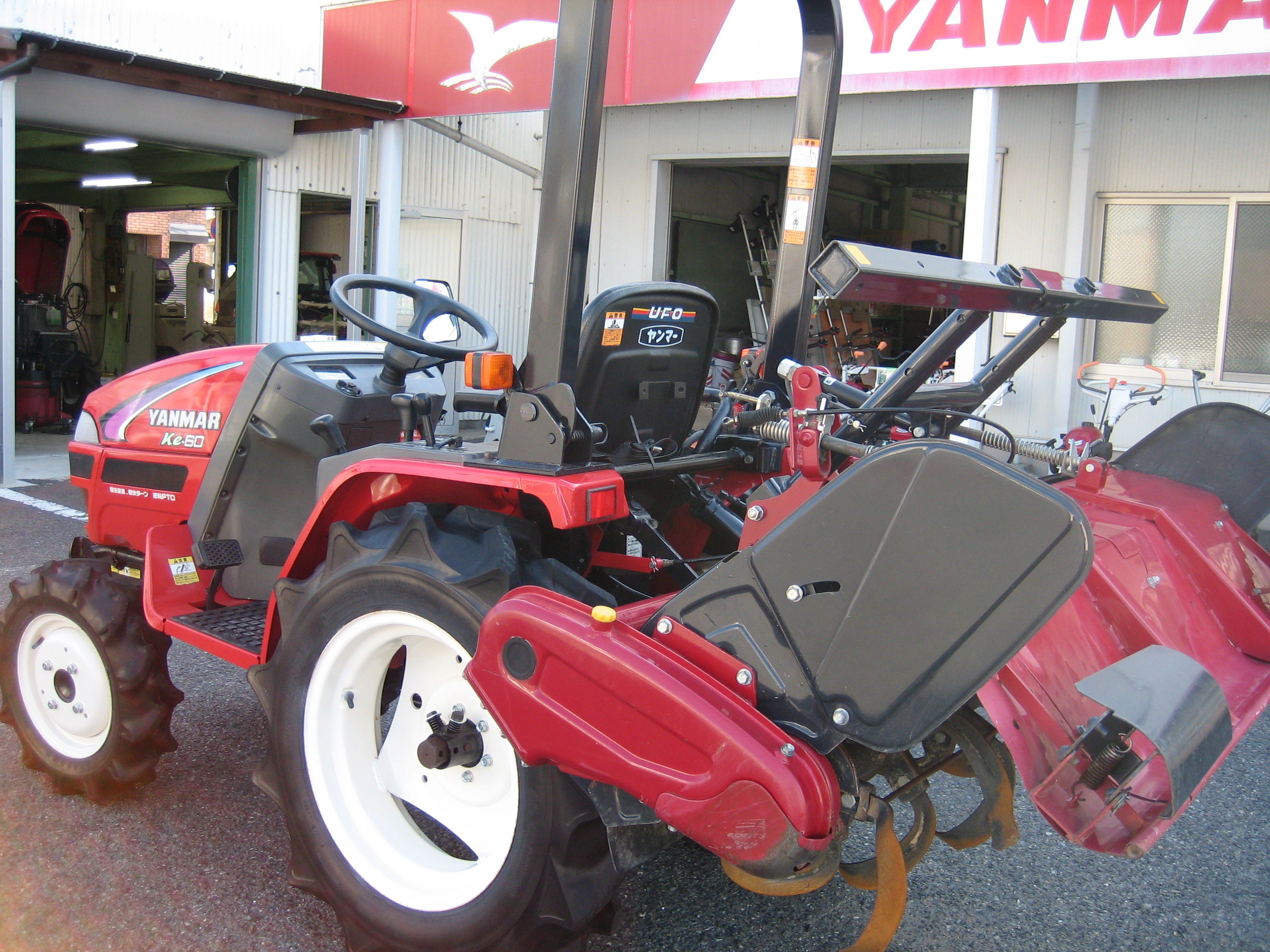 ヤンマー 中古トラクター KE-60ABUS4の商品画像5