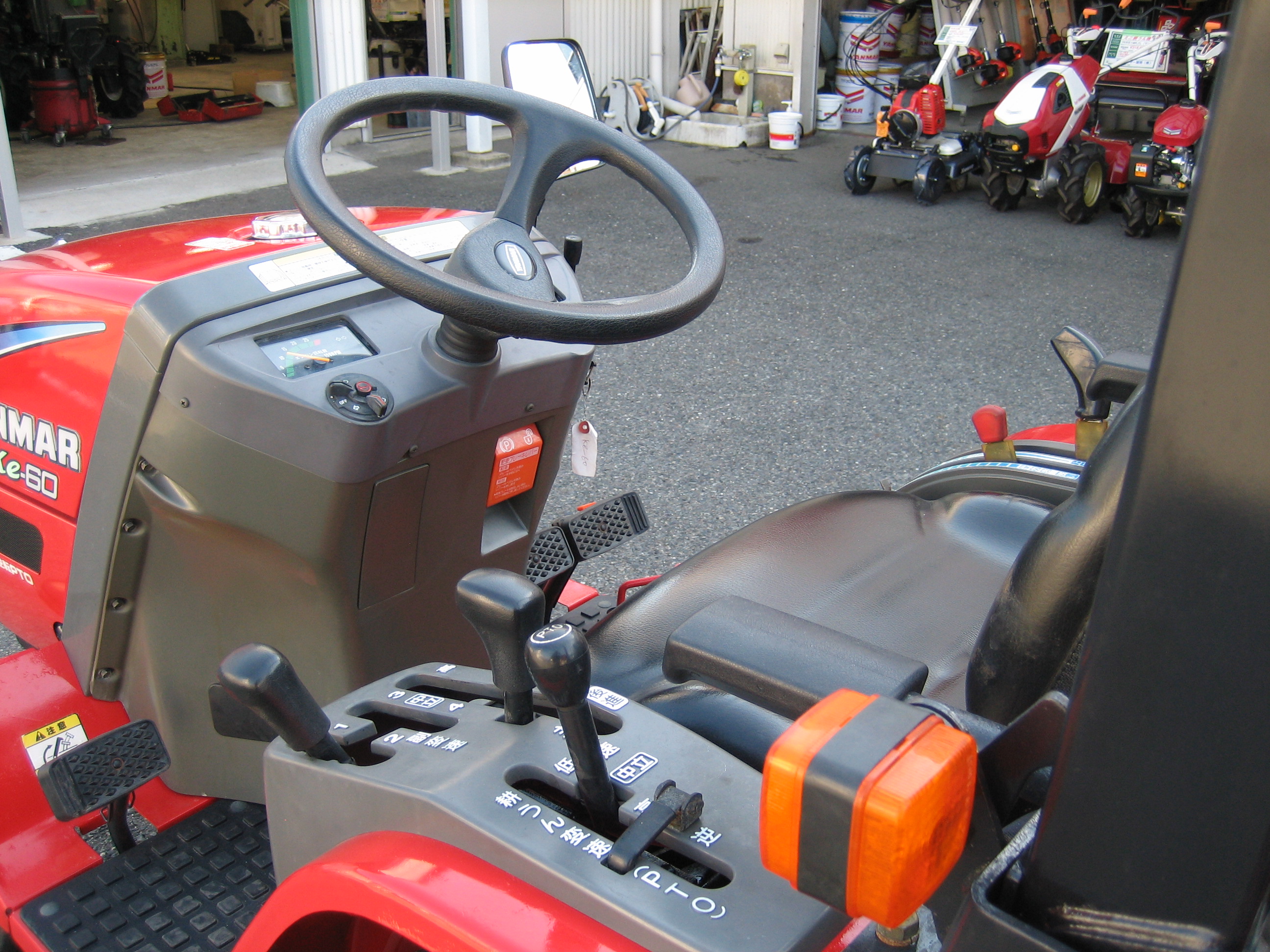 ヤンマー 中古トラクター KE-60ABUS4の商品画像7