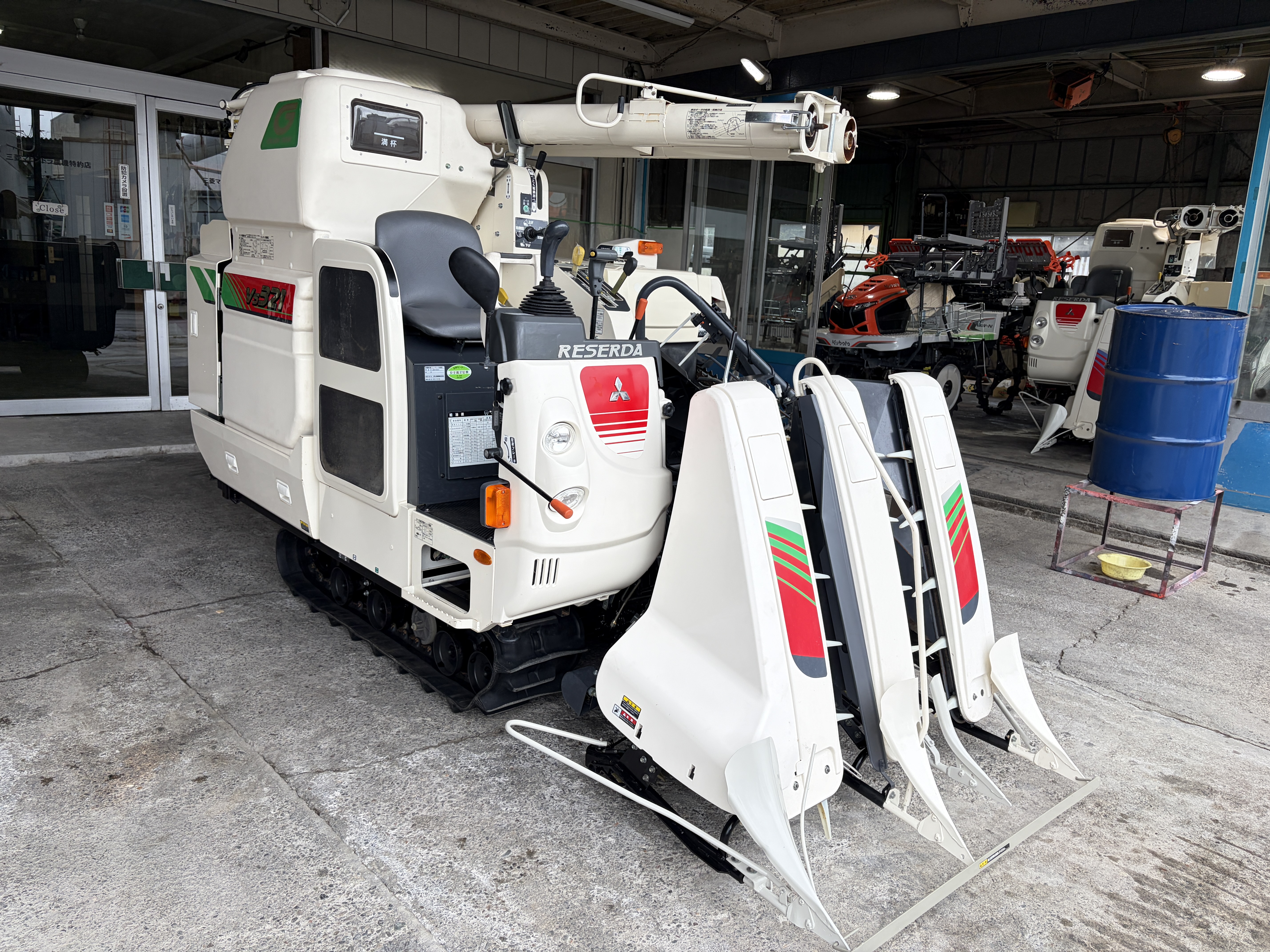 三菱マヒンドラ農機 中古コンバイン VS321の商品画像2