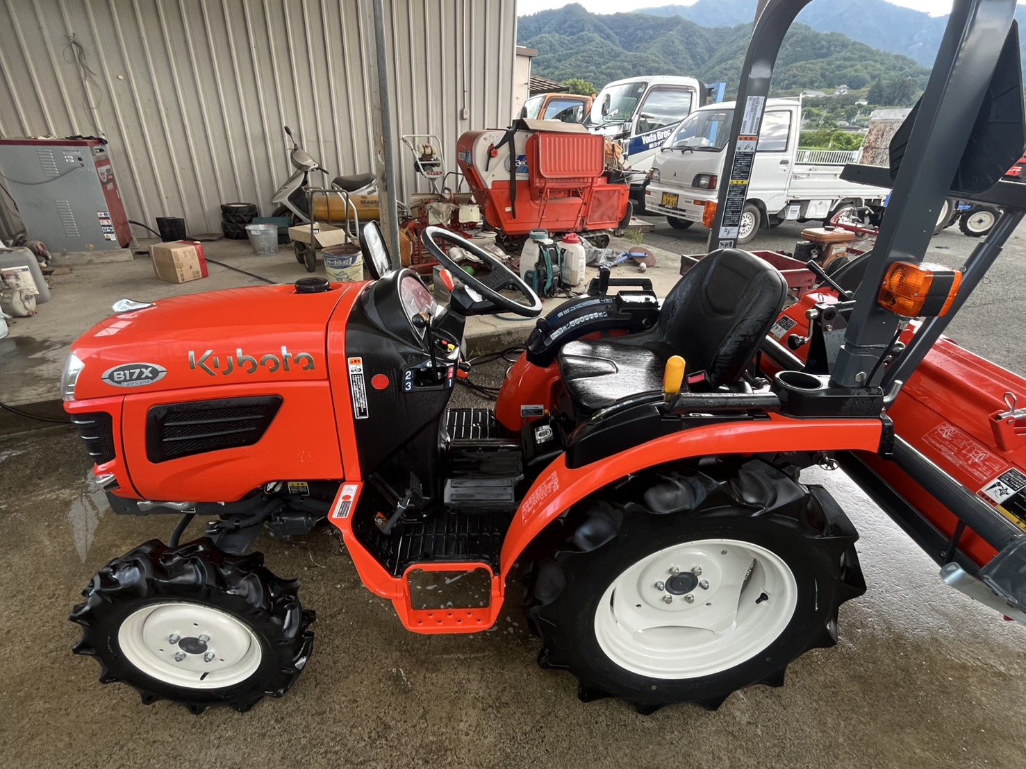 クボタ 中古トラクター B17XBSMAGの商品画像3