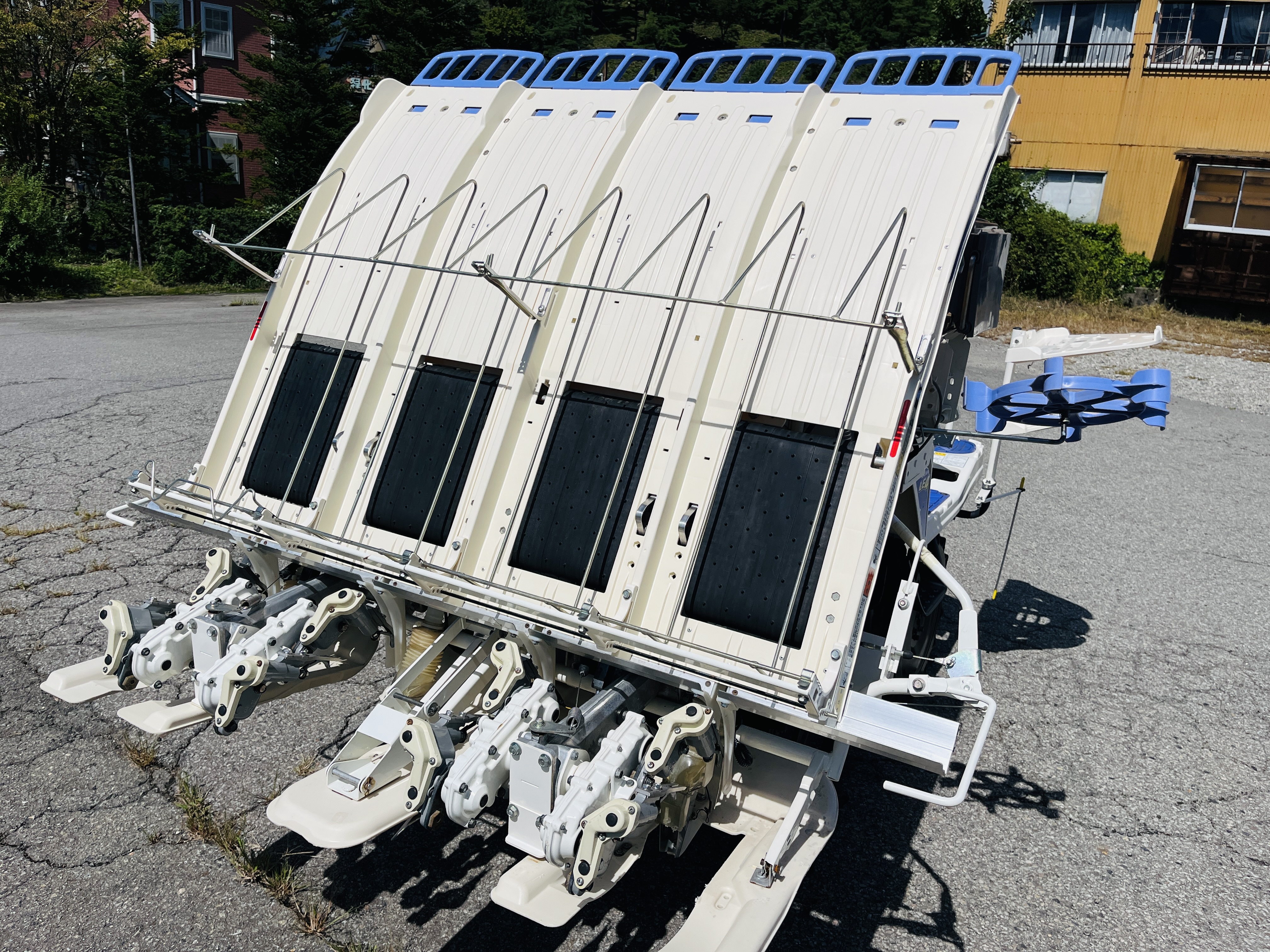 三菱マヒンドラ農機 中古田植機 LE4の商品画像5