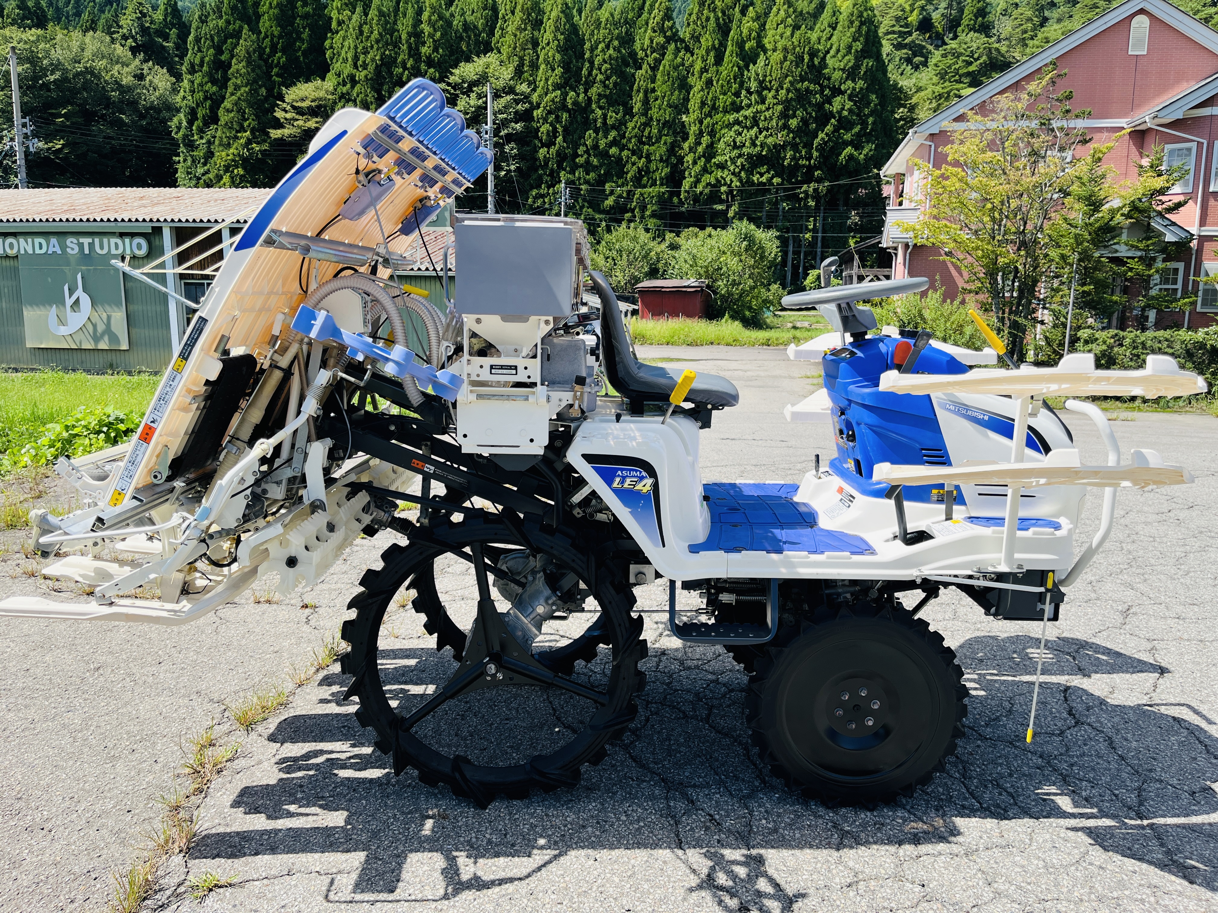 三菱マヒンドラ農機 中古田植機 LE4の商品画像6