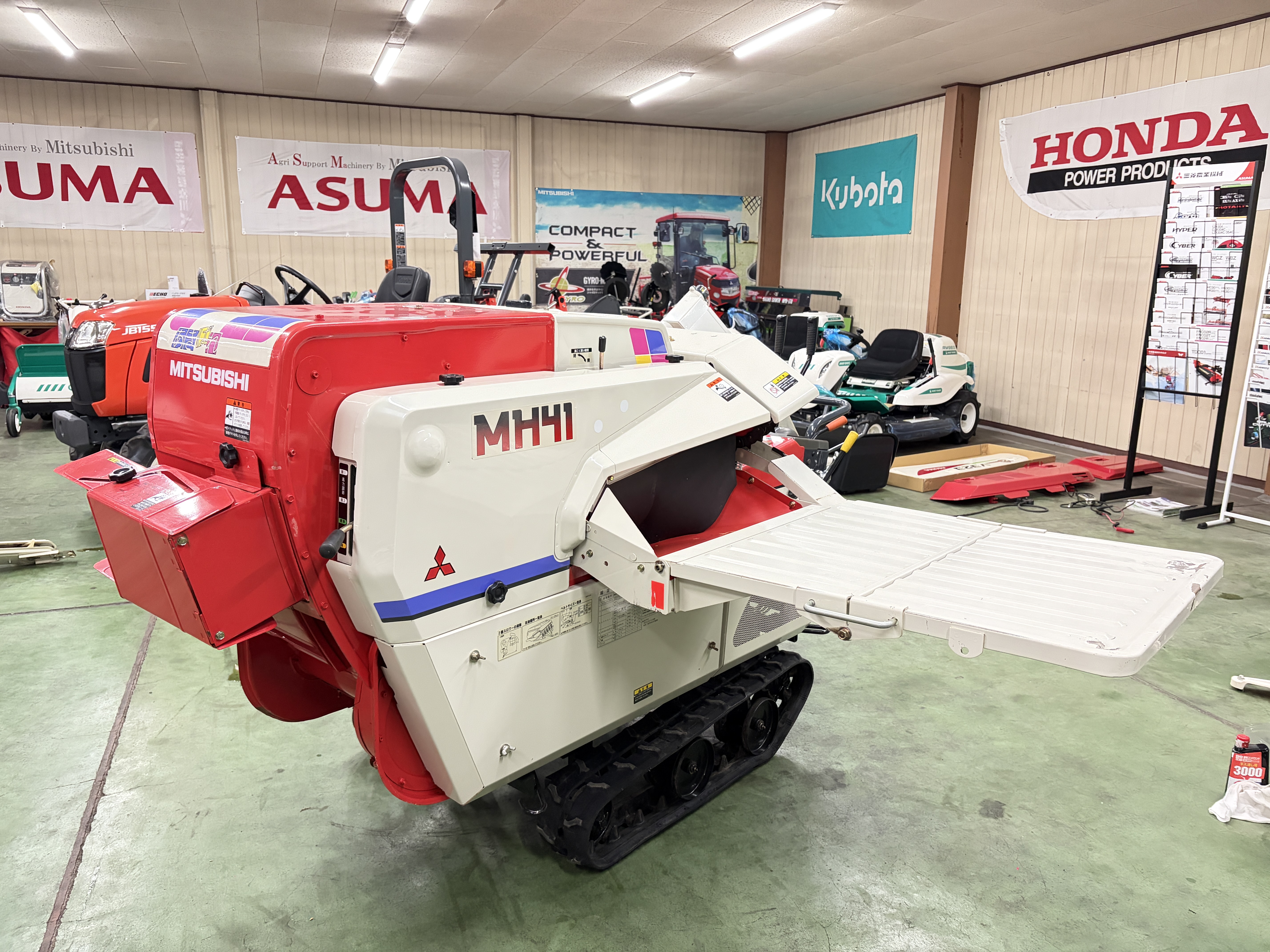 三菱マヒンドラ農機 中古ハーベスター MH41