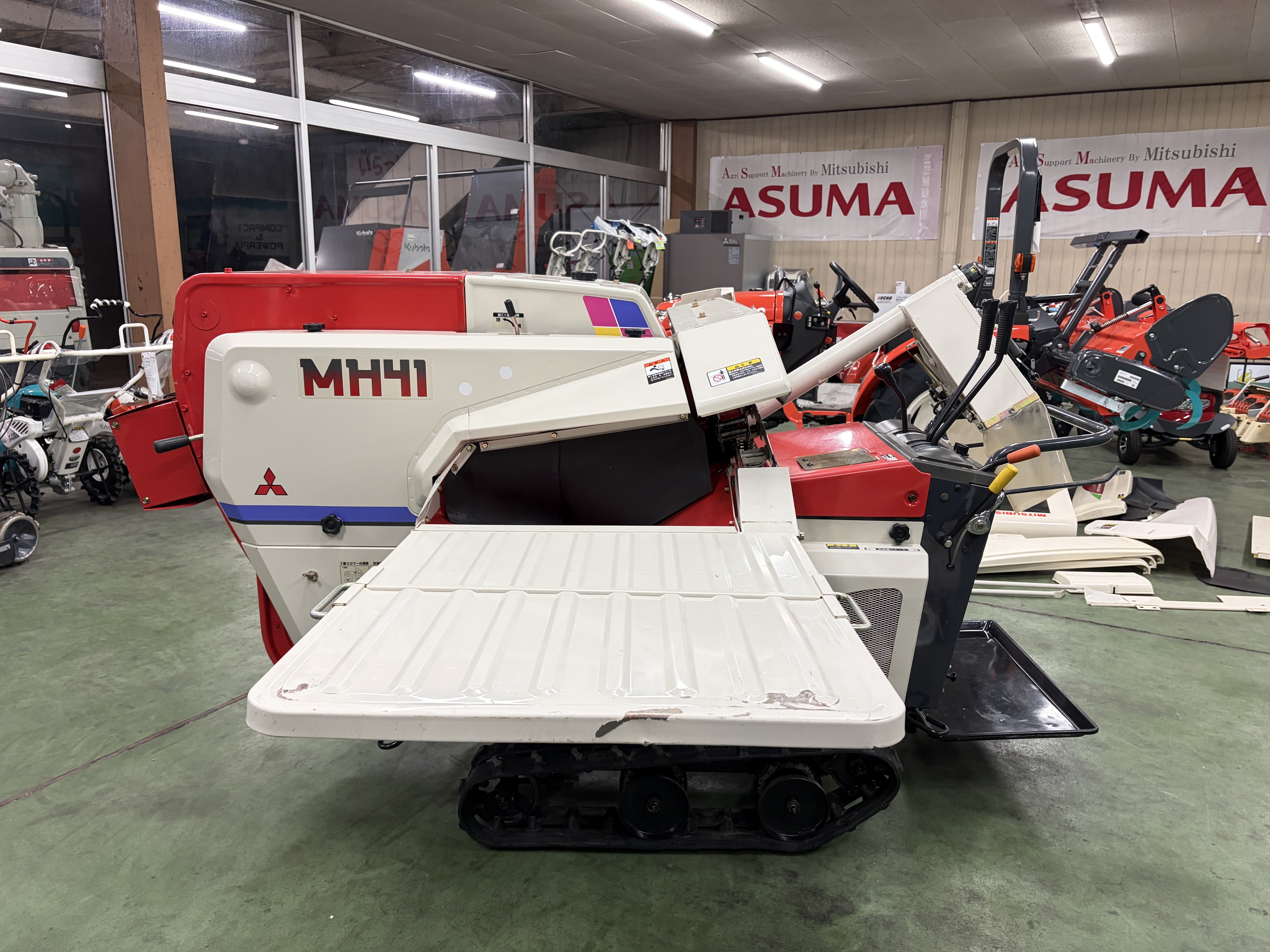三菱マヒンドラ農機 中古ハーベスター MH41の商品画像6