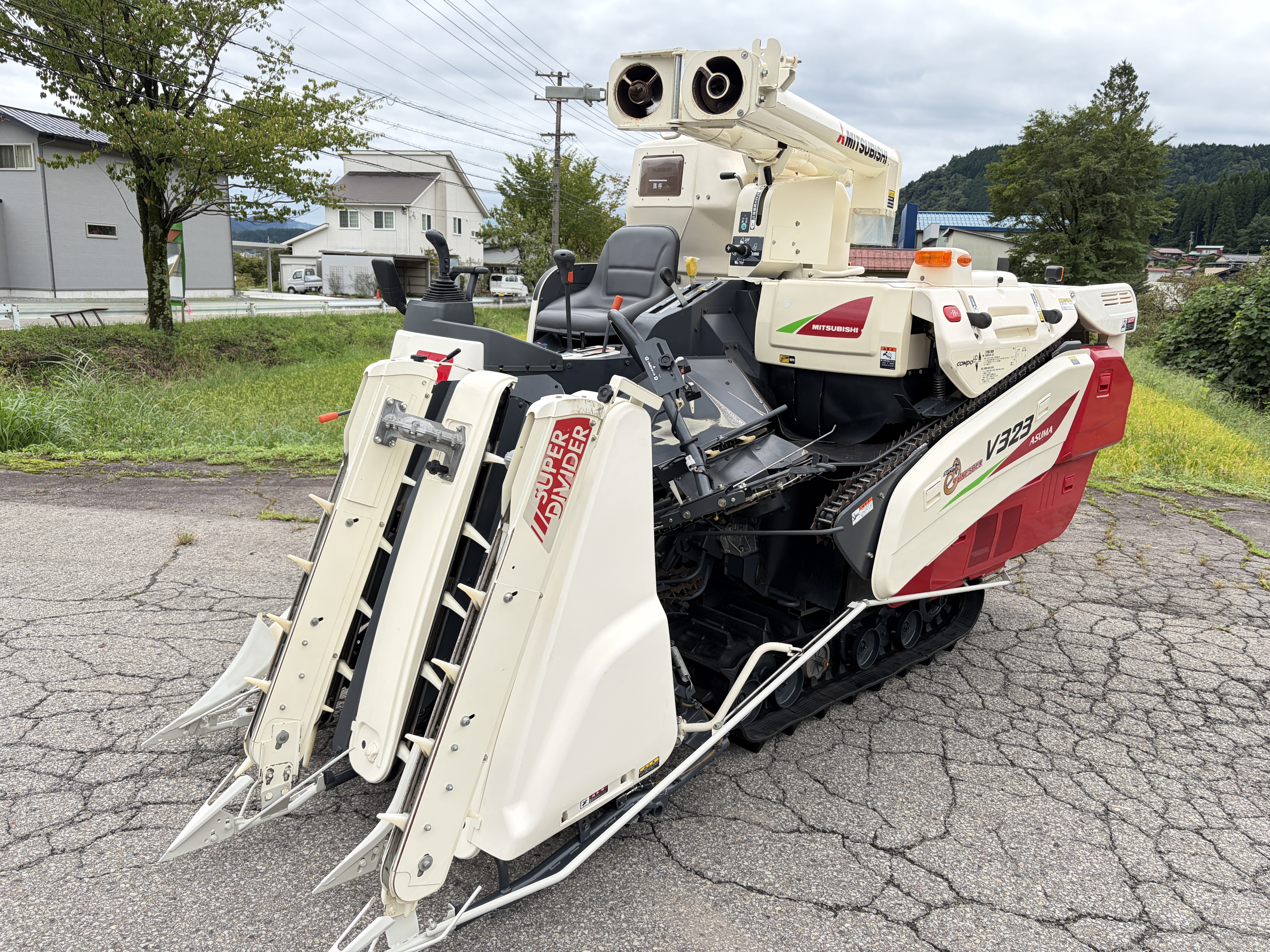 三菱マヒンドラ農機 中古コンバイン V323