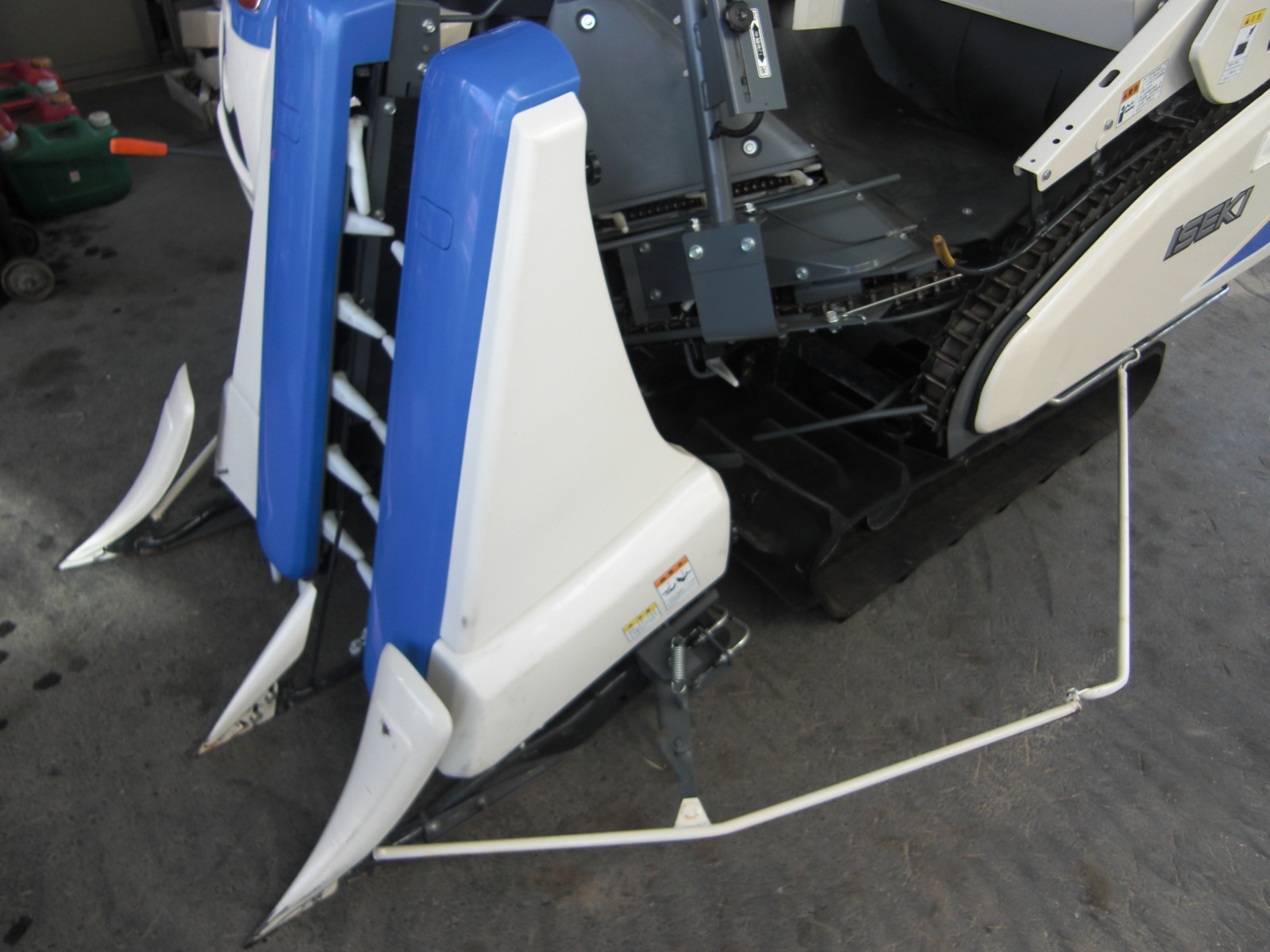 イセキ 中古コンバイン HVZ211-GEZKHWC　現行機！　低アワー機！　新車の半額以下！　お買い得商品！の商品画像5