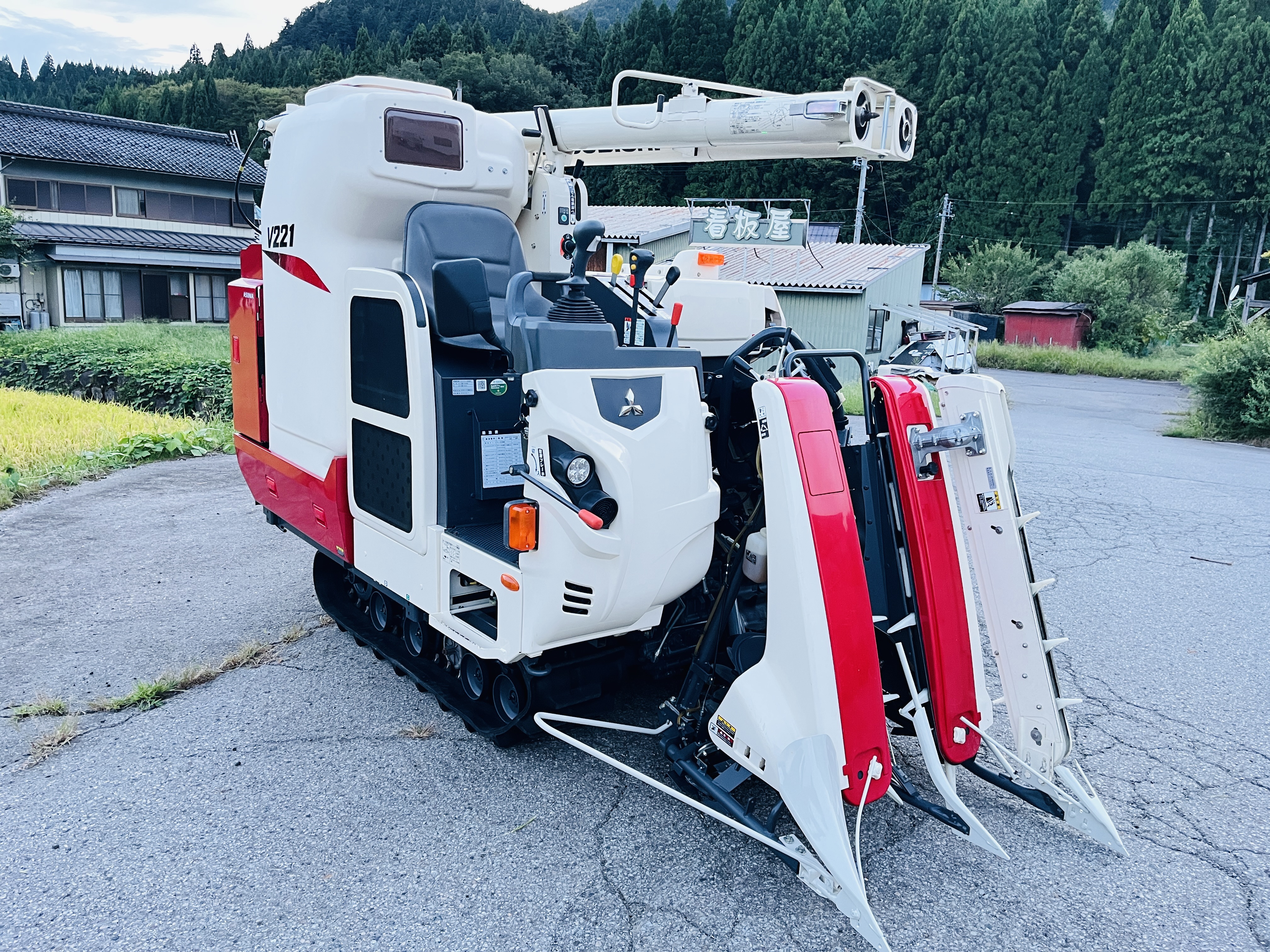 三菱マヒンドラ農機 中古コンバイン V221の商品画像2