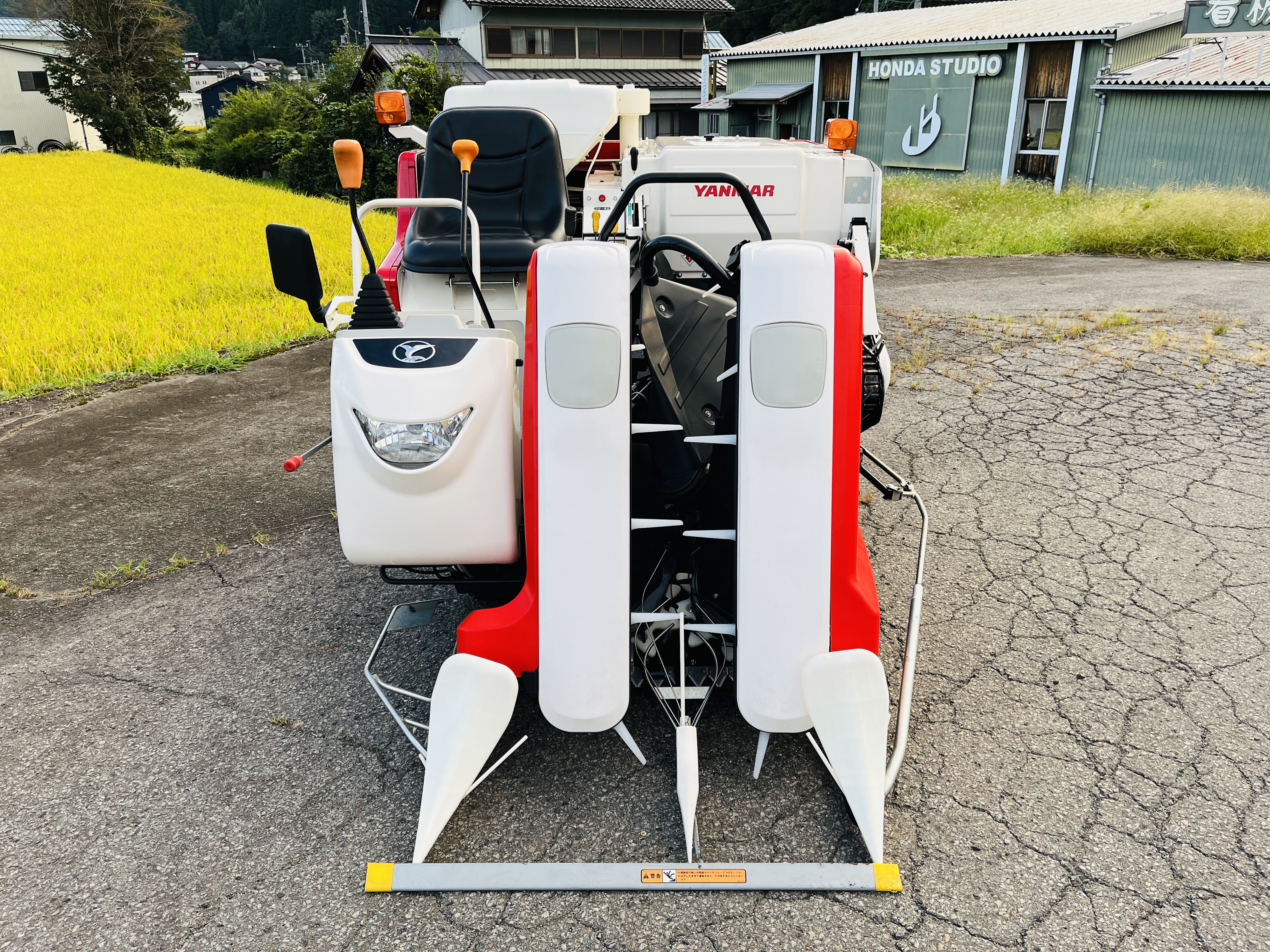 ヤンマー 中古コンバイン Ee211Wの商品画像3