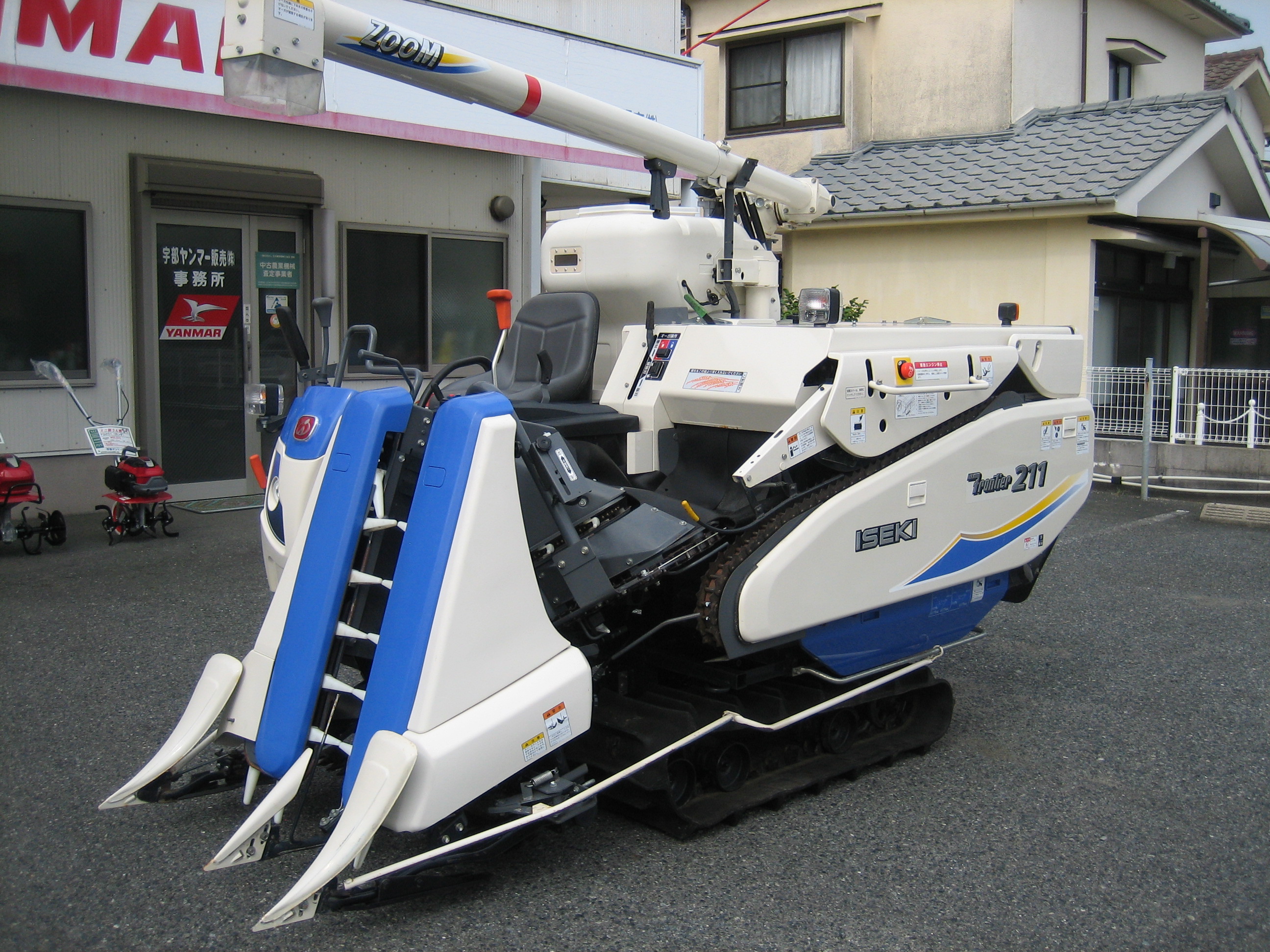 イセキ 中古コンバイン HVZ211G-EZKHWCの商品画像2