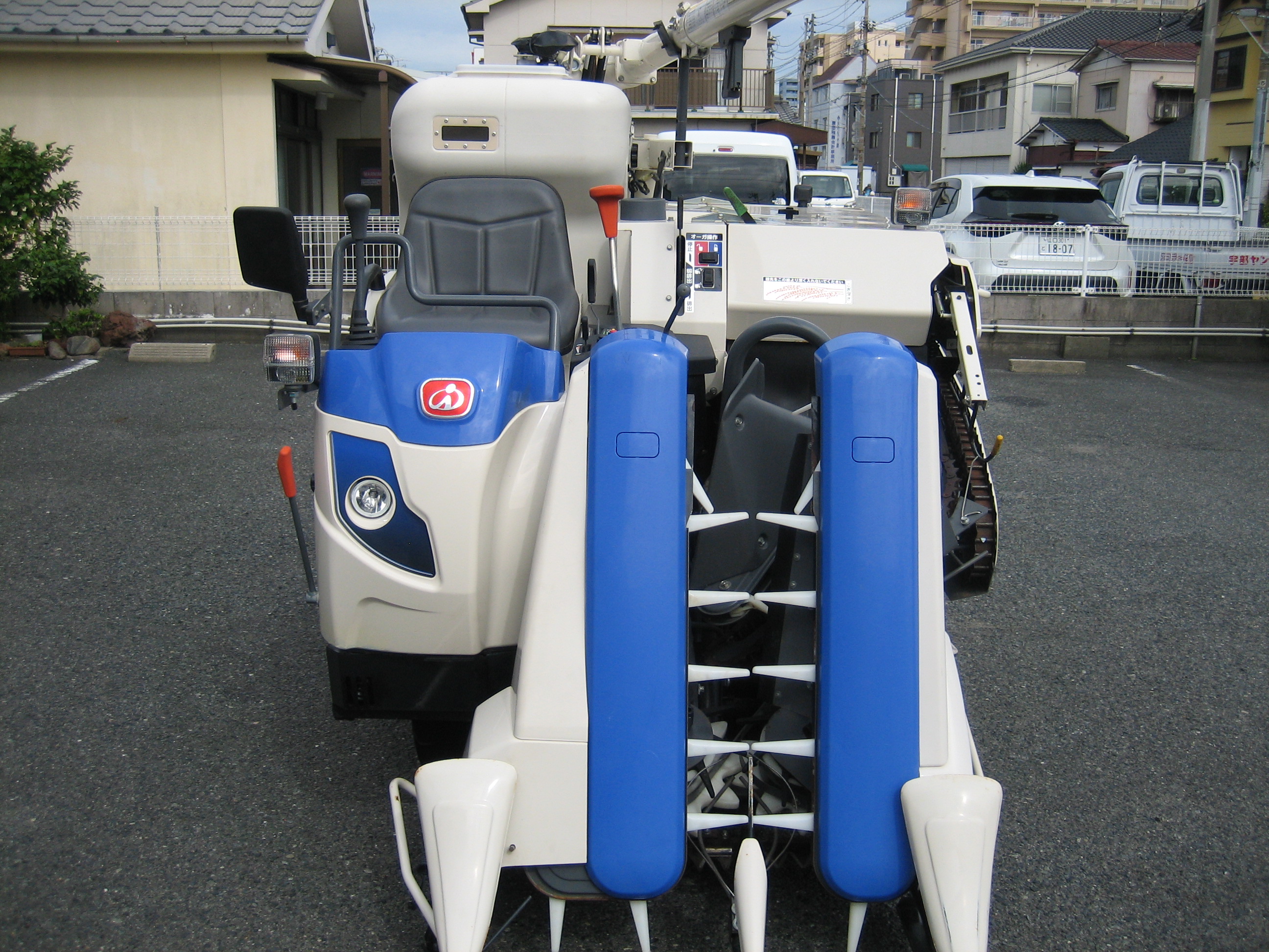 イセキ 中古コンバイン HVZ211G-EZKHWCの商品画像3