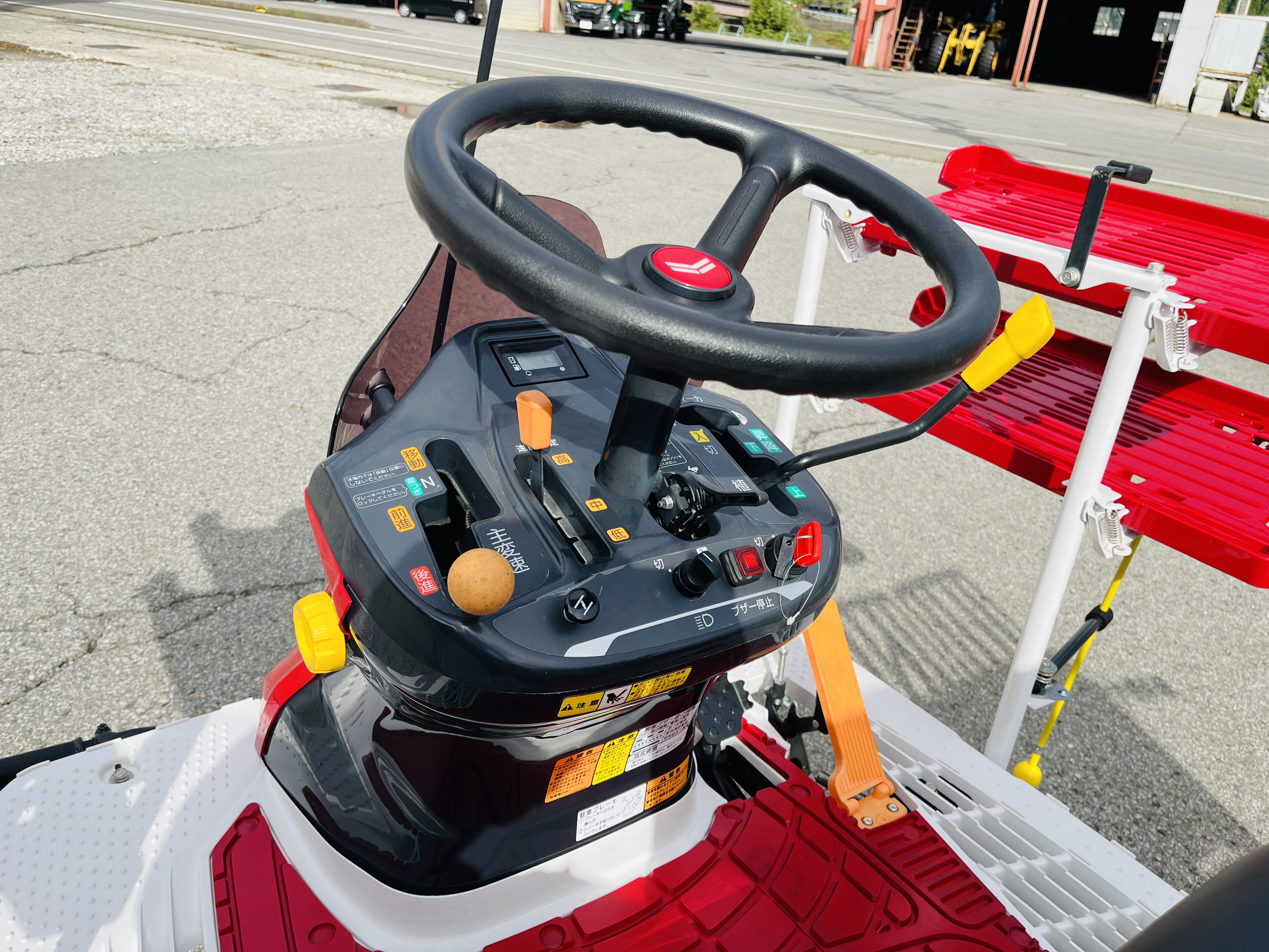 ヤンマー 中古田植機 YR4Jの商品画像8