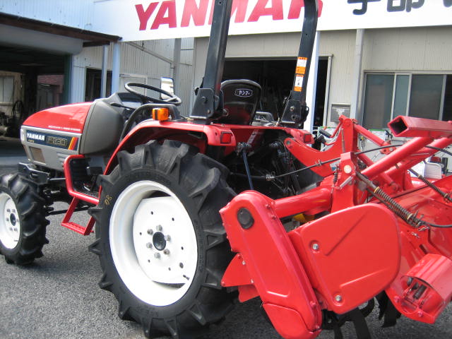 ヤンマー 中古トラクター F-230 VBPUS5Mの商品画像2