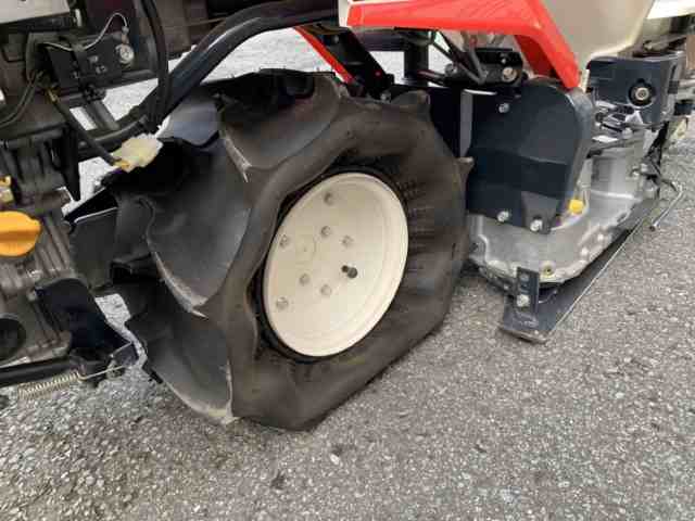 三菱マヒンドラ農機 中古バインダー MB113の商品画像9