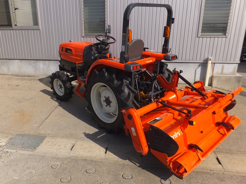クボタ 中古トラクター KL250の商品画像2
