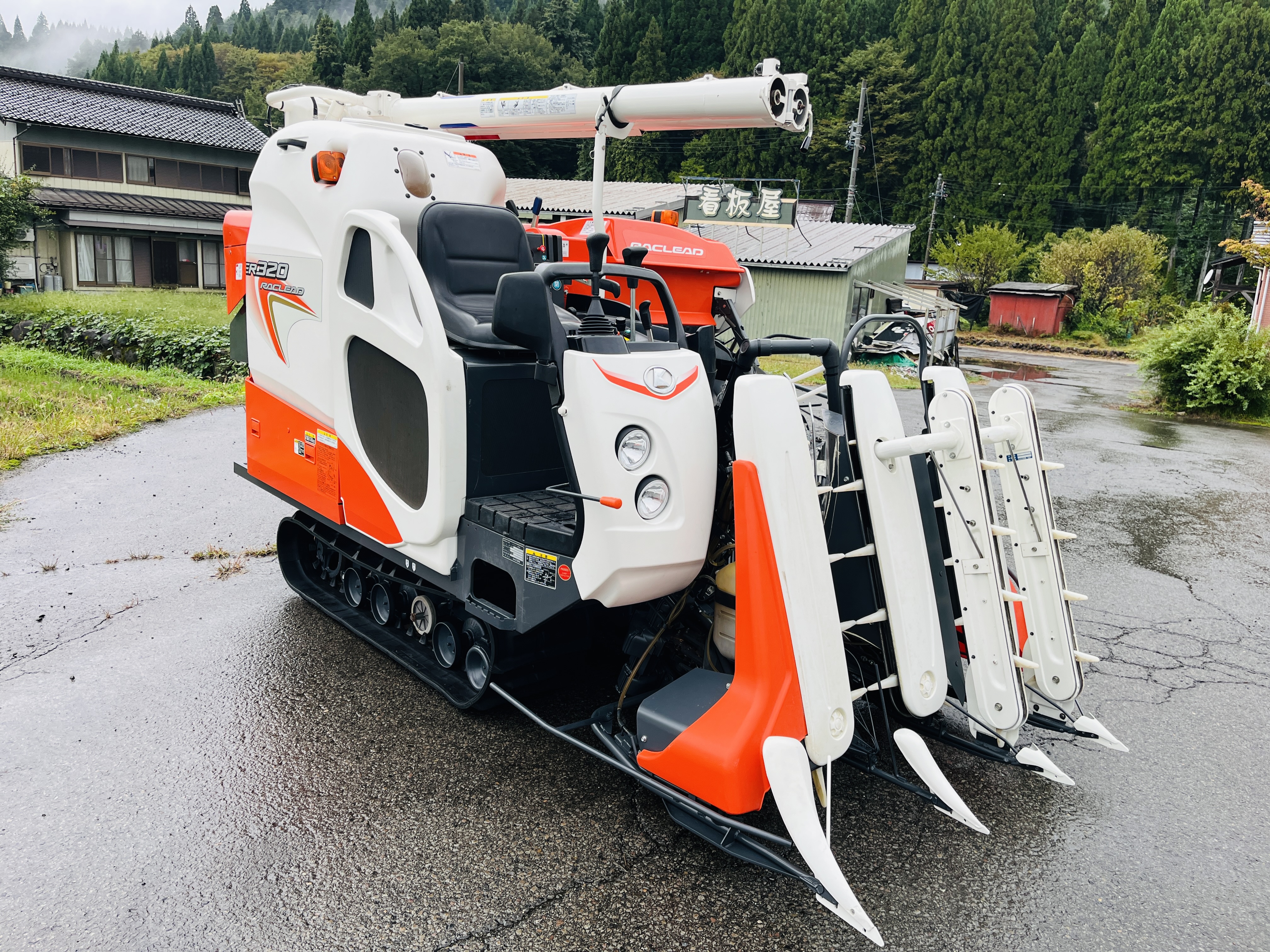 クボタ 中古コンバイン ER320-GWの商品画像1