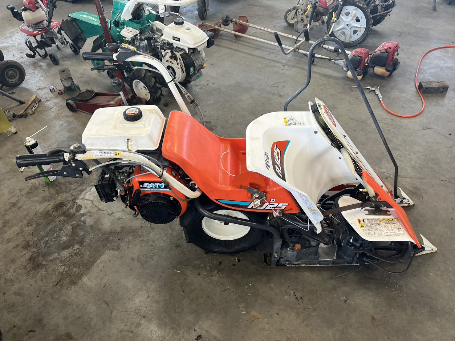 クボタ 中古バインダー RJ25-Dの商品画像3