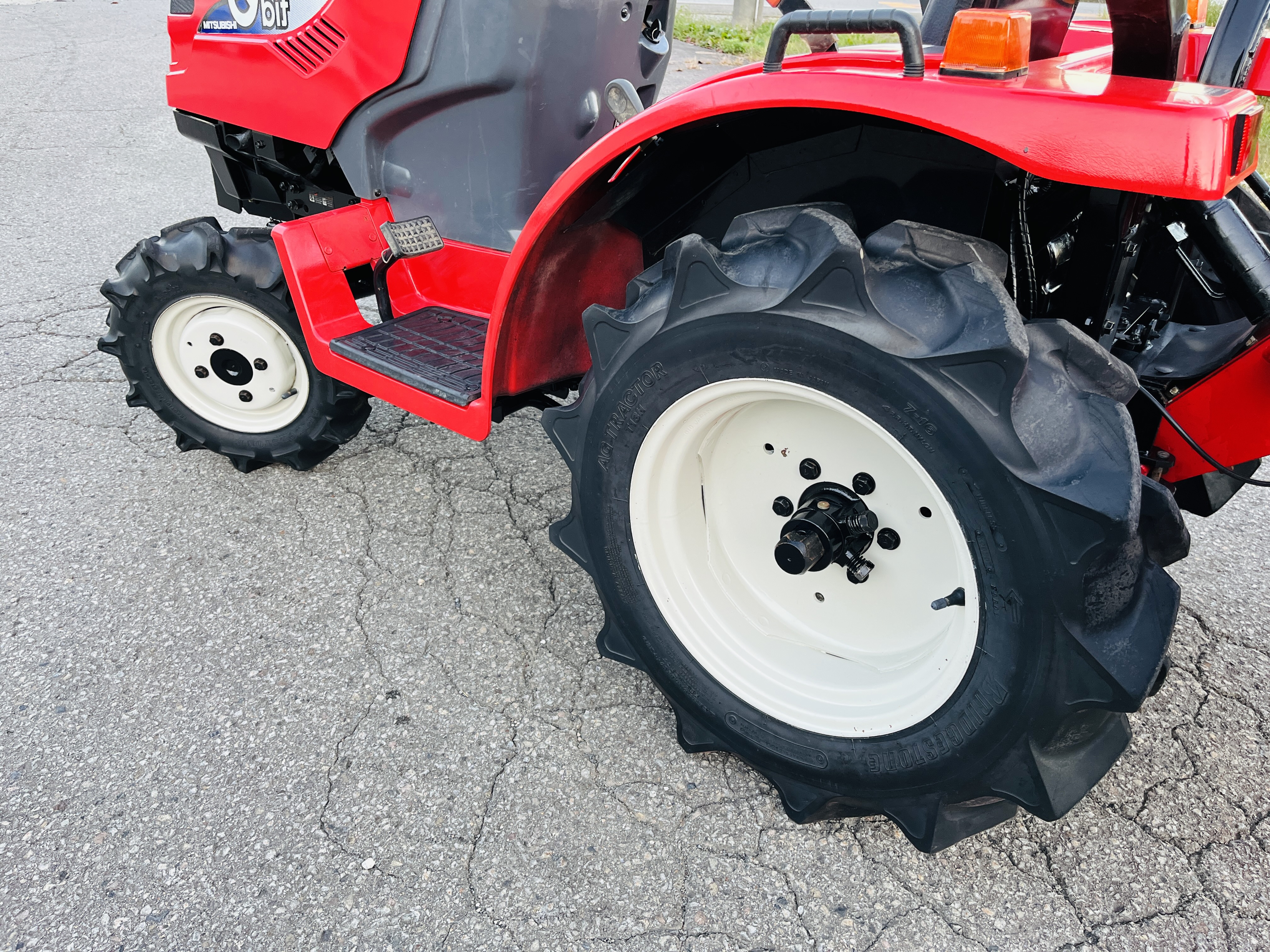 三菱マヒンドラ農機 中古トラクター MMT14の商品画像8