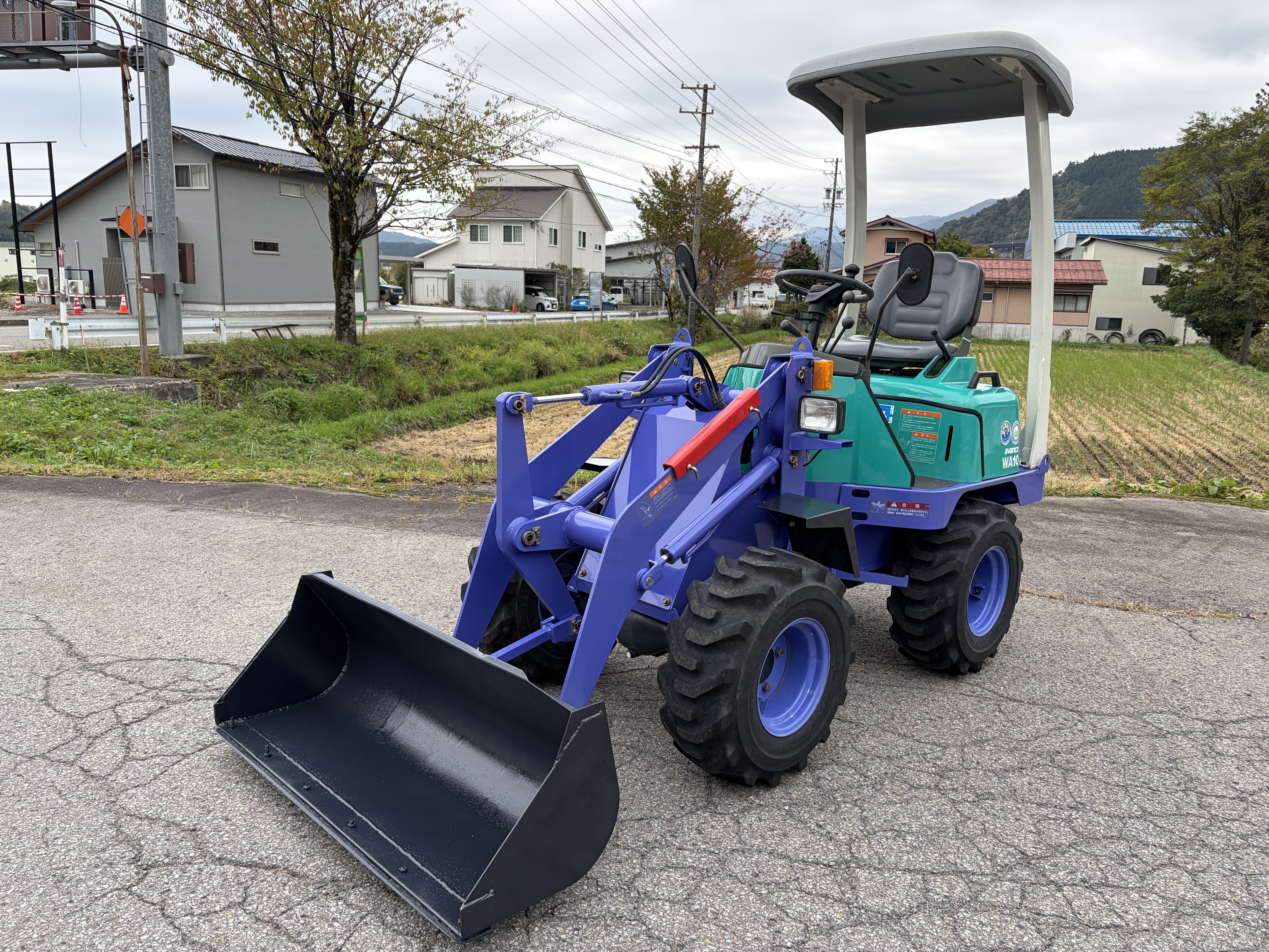 コマツ 中古その他 タイヤショベル WA10-1EO