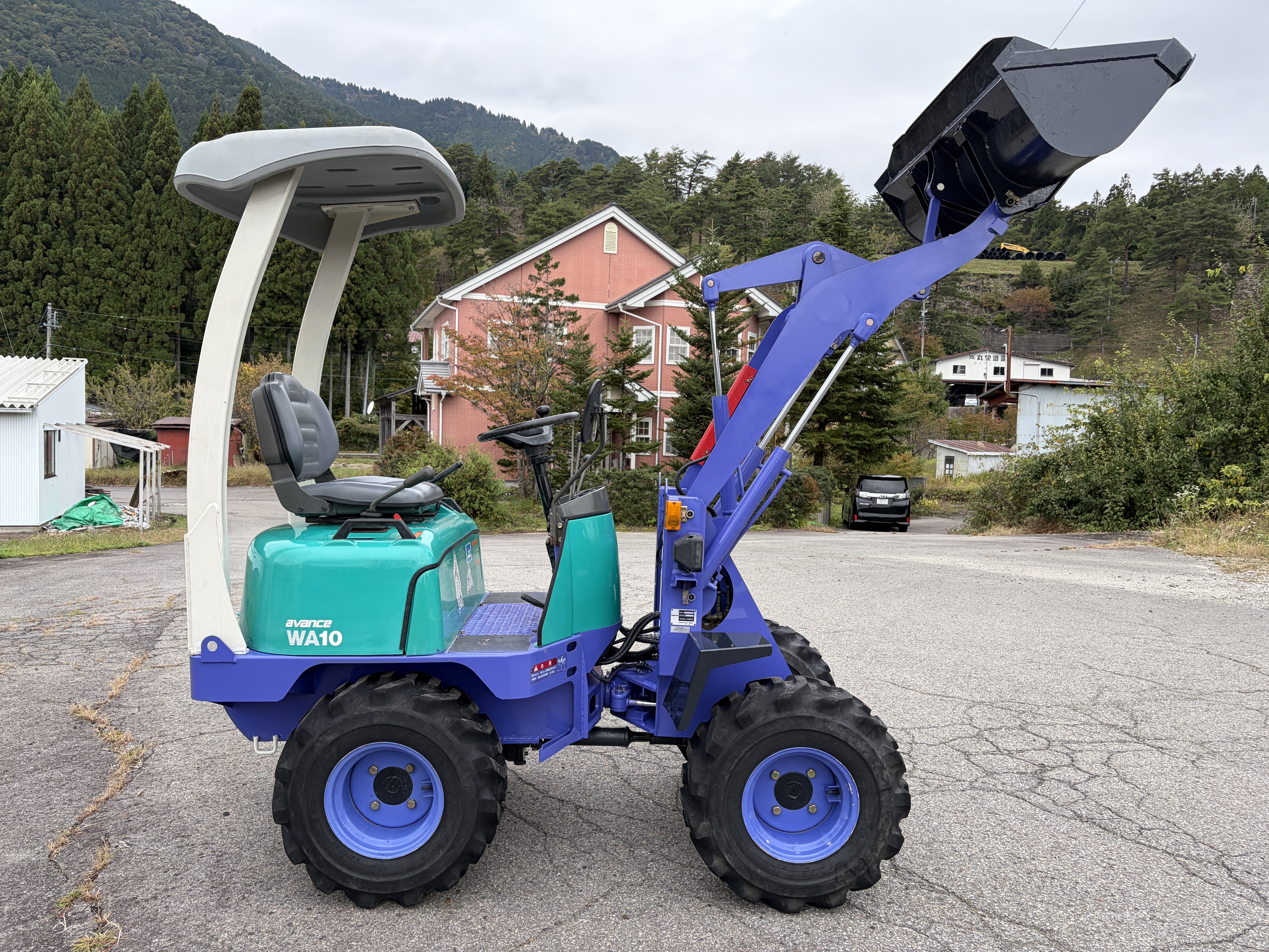 コマツ 中古その他 タイヤショベル WA10-1EOの商品画像4
