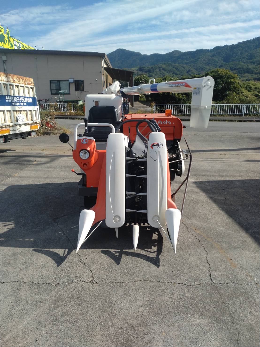 クボタ 中古コンバイン ER213G
