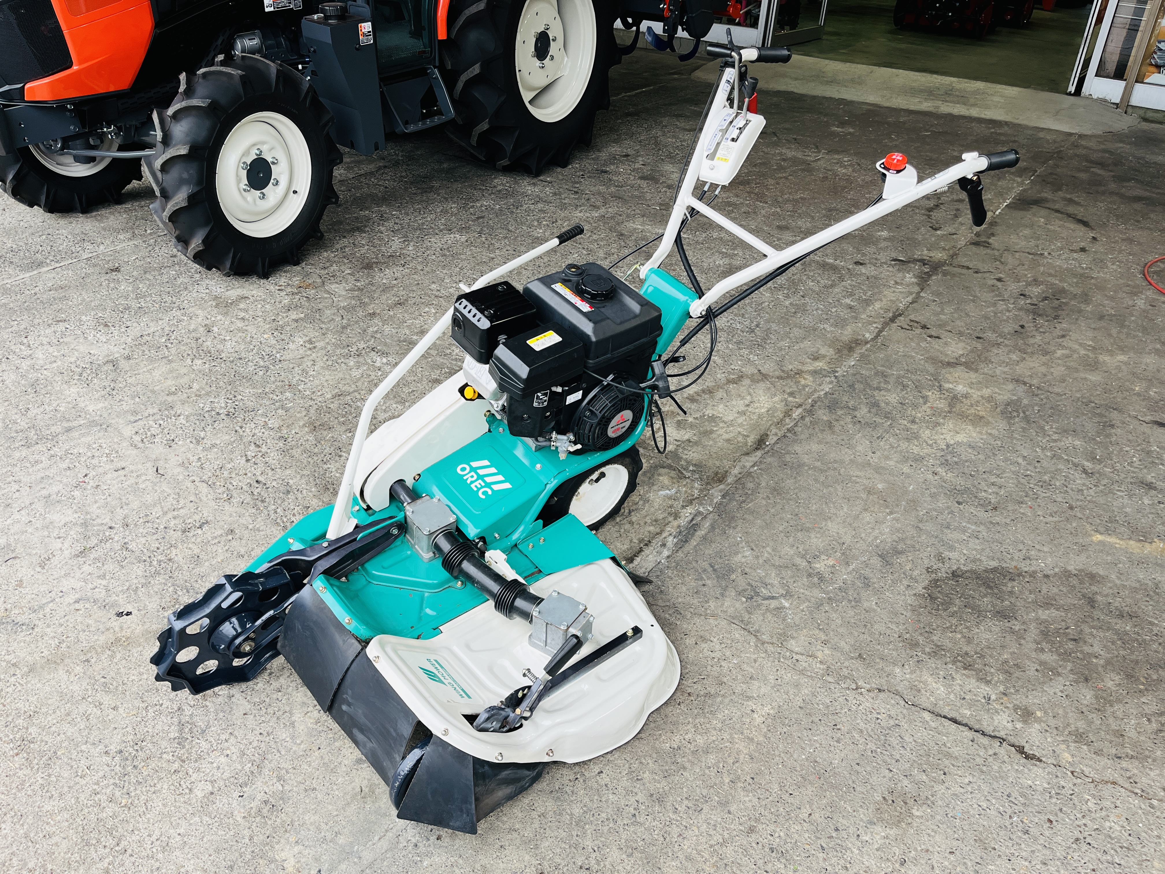 オーレック 中古草刈機 WM746F ｳｲﾝｸﾞﾓｱｰの商品画像1